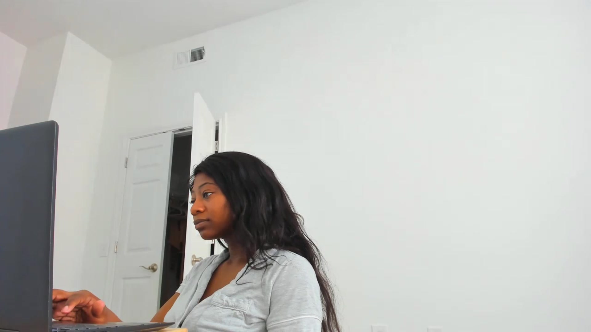 Gallery image thumbnail from Seven's myfreecams stream on, 07/21/2023, 15:14 image 3 of 20