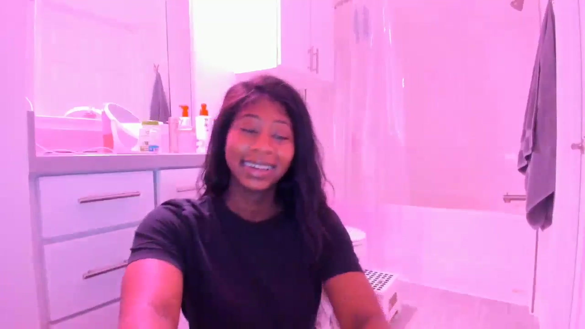 Gallery image thumbnail from Seven's myfreecams stream on, 07/24/2023, 19:56 image 11 of 20