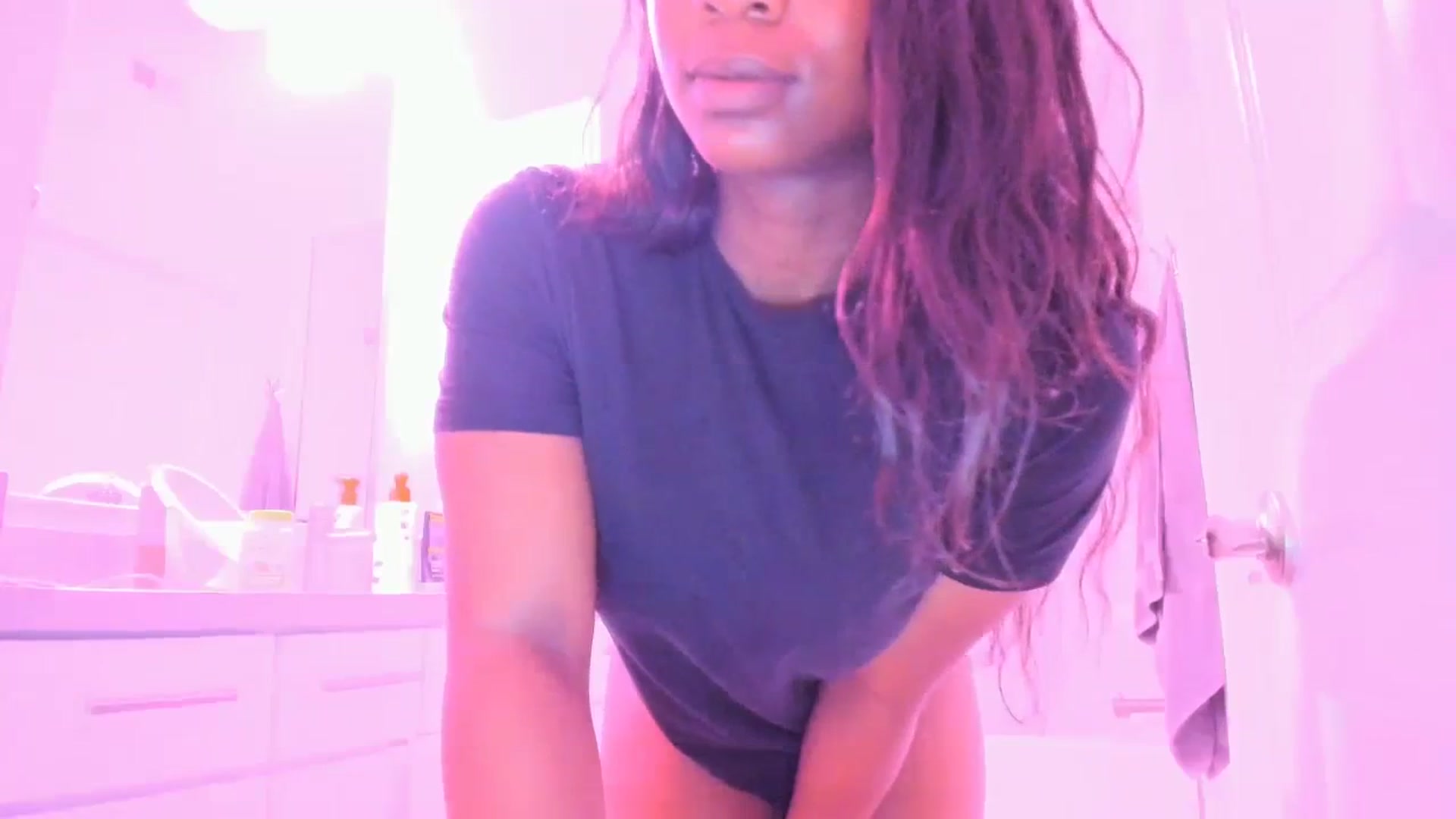 Gallery image thumbnail from Seven's myfreecams stream on, 07/24/2023, 19:56 image 18 of 20
