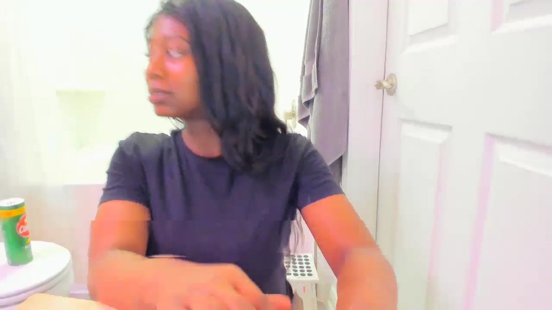 Gallery image thumbnail from Seven's myfreecams stream on, 07/24/2023, 20:34 image 20 of 20