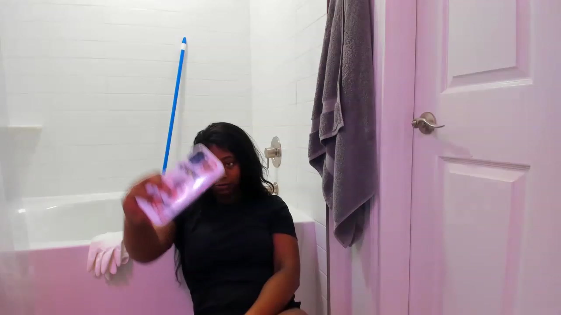 Gallery image thumbnail from Seven's myfreecams stream on, 07/24/2023, 21:12 image 13 of 20