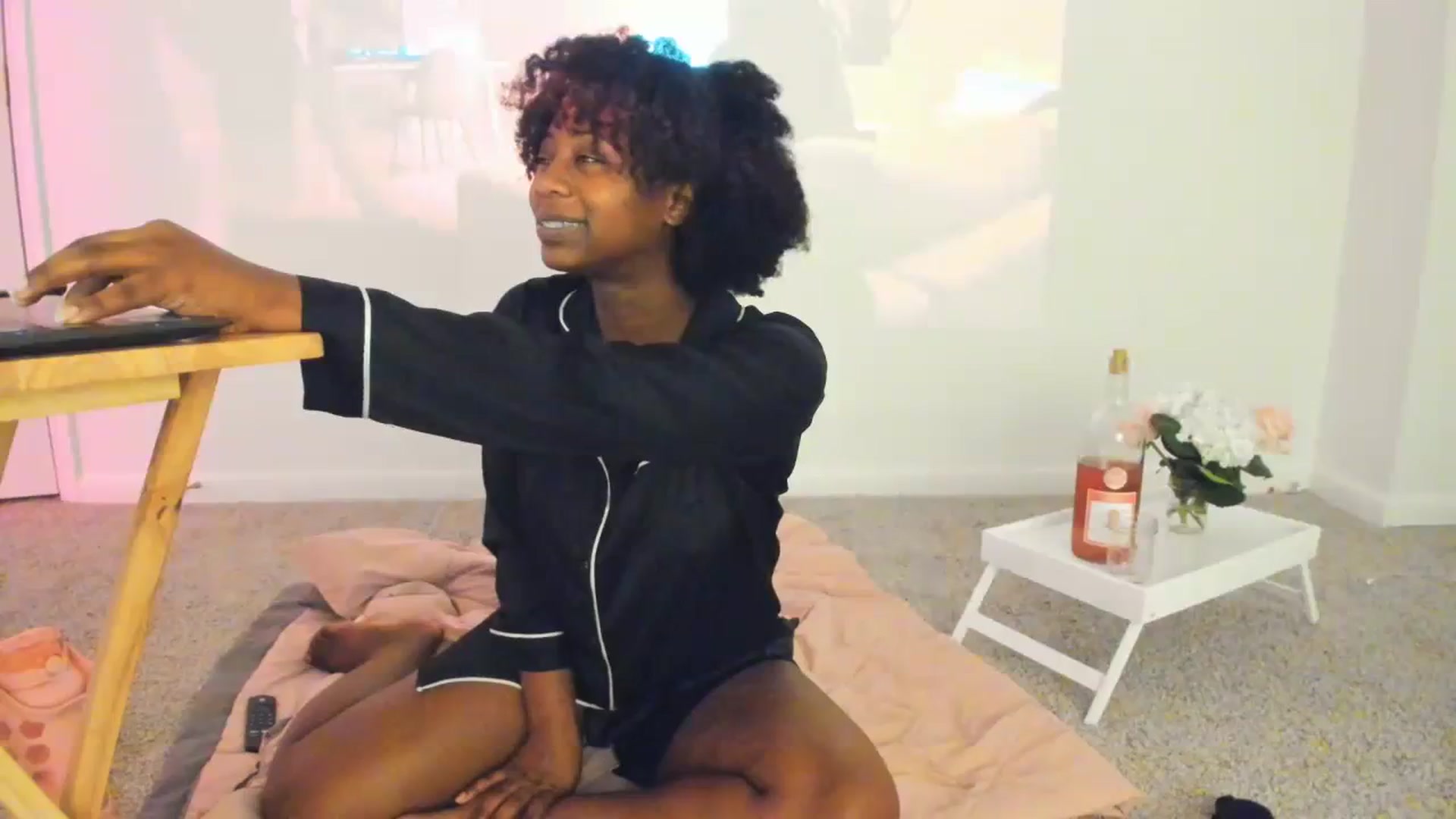 Gallery image thumbnail from Seven's myfreecams stream on, 07/26/2023, 04:03 image 1 of 20