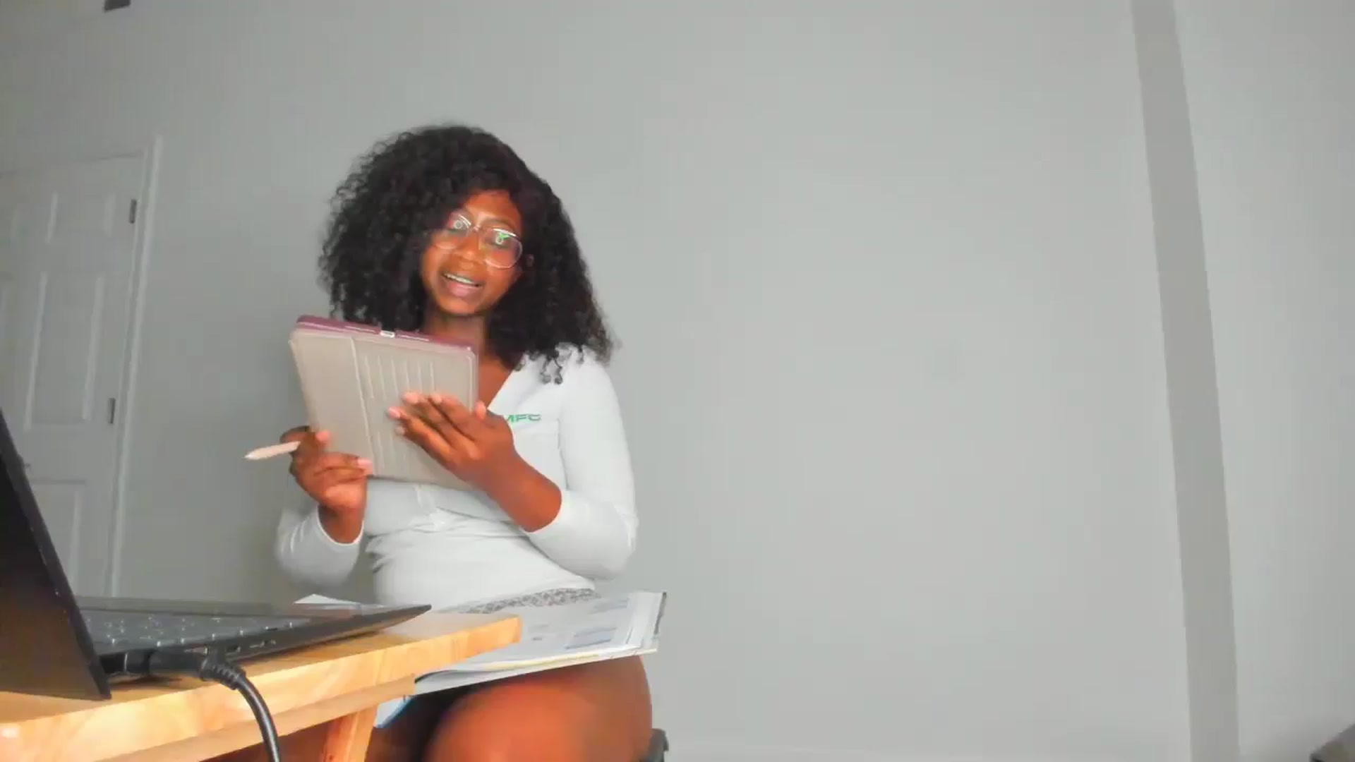 Gallery image thumbnail from Seven's myfreecams stream on, 08/16/2023, 06:10 image 18 of 20
