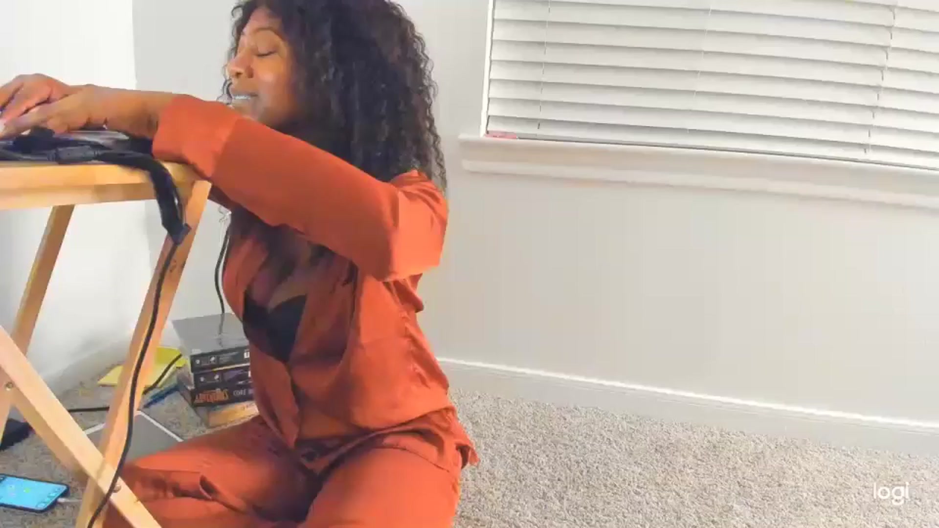 Gallery image thumbnail from Seven's myfreecams stream on, 12/19/2023, 02:53 image 10 of 20