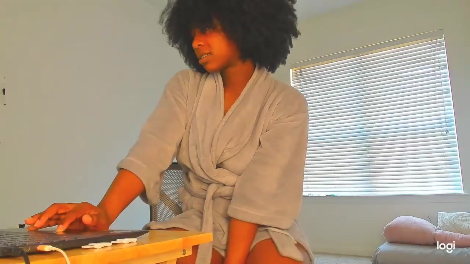 Gallery image thumbnail from Seven's myfreecams stream on, 12/30/2023, 16:47 image 1 of 20