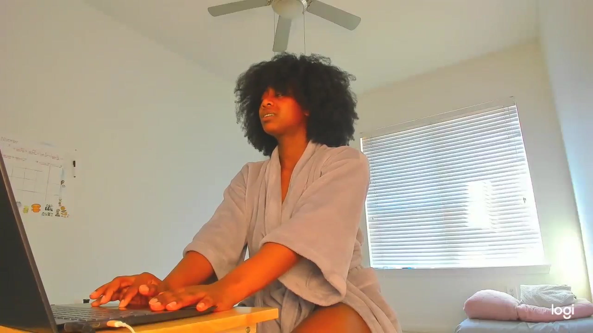 Gallery image thumbnail from Seven's myfreecams stream on, 12/30/2023, 19:12 image 20 of 20