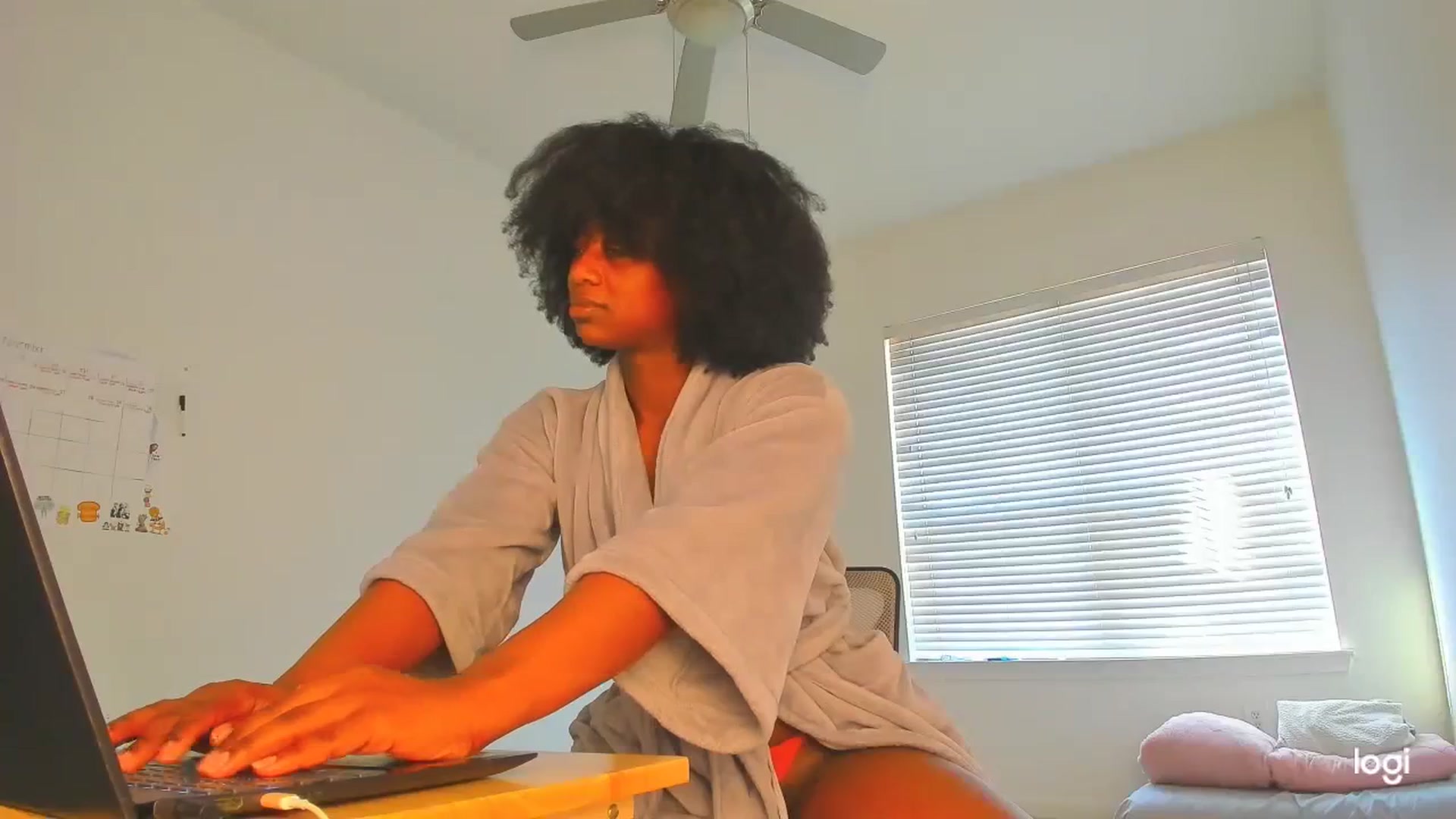 Gallery image thumbnail from Seven's myfreecams stream on, 12/30/2023, 19:12 image 17 of 20