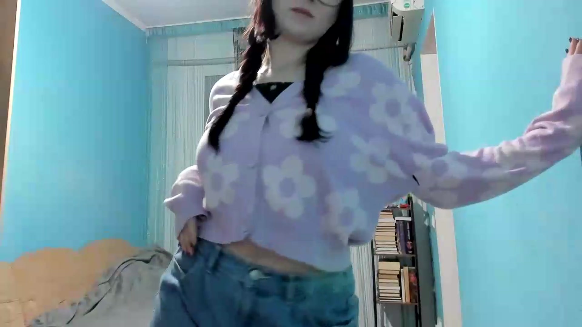 Gallery image thumbnail from Seven7UP's myfreecams stream on, 07/06/2026, 19:11 image 10 of 20