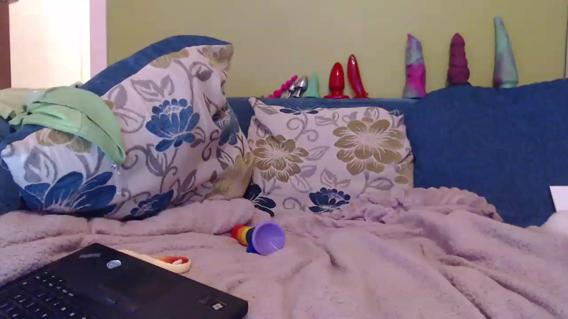 Gallery image thumbnail from Sewerslut's myfreecams stream on, 12/19/2022, 16:49 image 5 of 20
