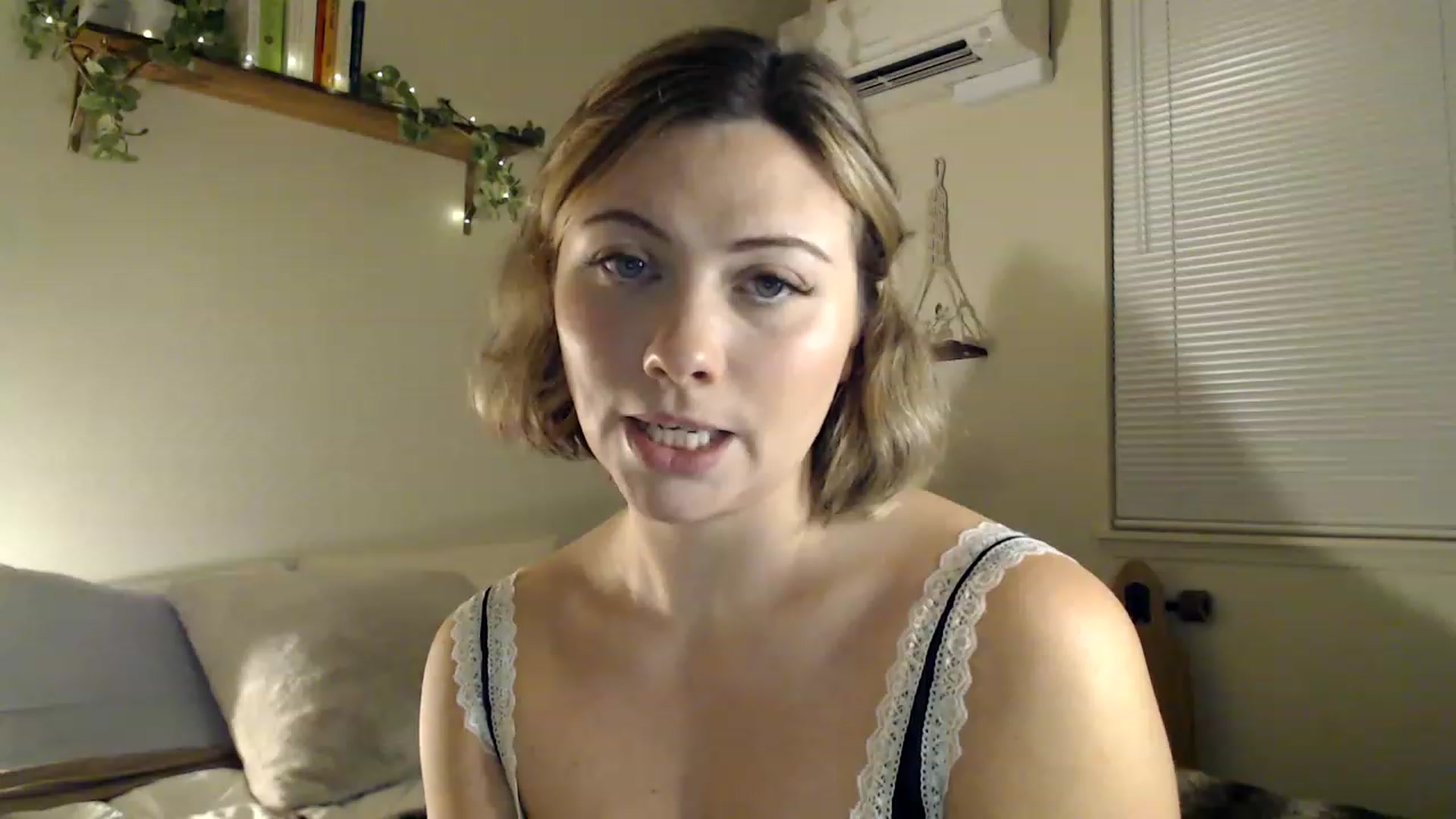 Gallery image thumbnail from SexKitten815's myfreecams stream on, 01/15/2023, 05:41 image 18 of 20