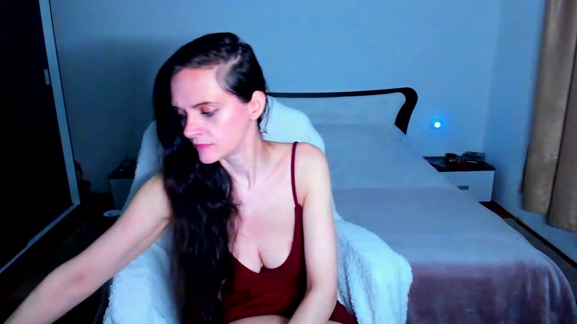 Gallery image thumbnail from SexQueen1111's myfreecams stream on, 07/26/2026, 13:54 image 8 of 20