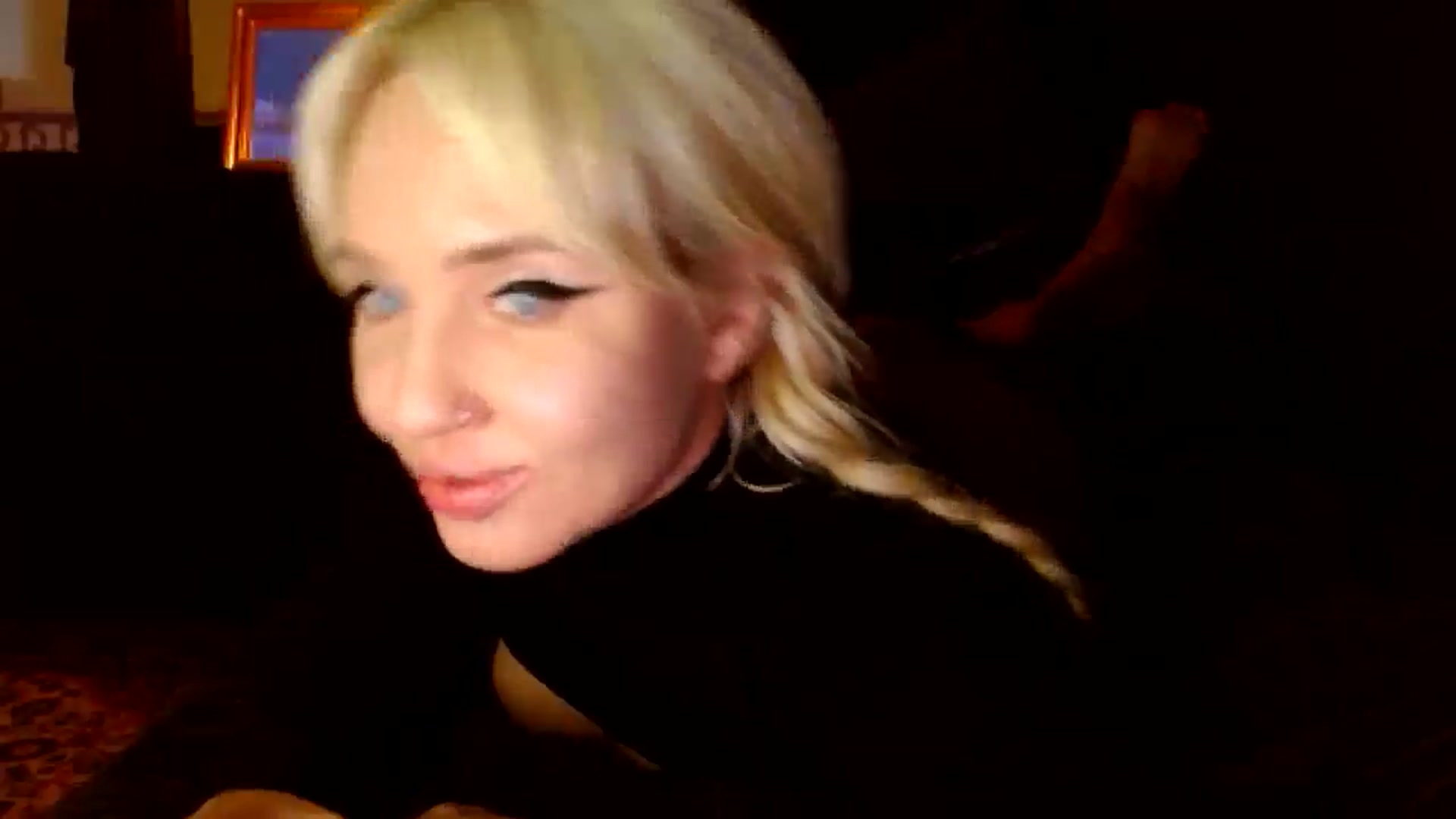 Gallery image thumbnail from SexWitch's myfreecams stream on, 01/01/2025, 19:59 image 3 of 20
