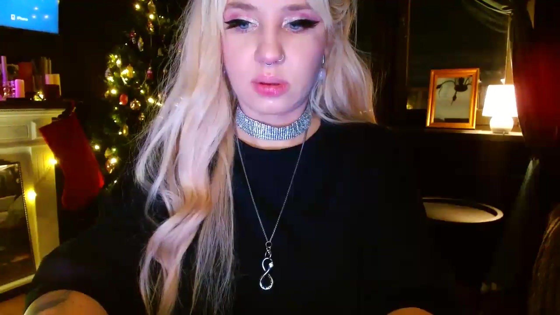 Gallery image thumbnail from SexWitch's myfreecams stream on, 01/03/2025, 17:57 image 2 of 20