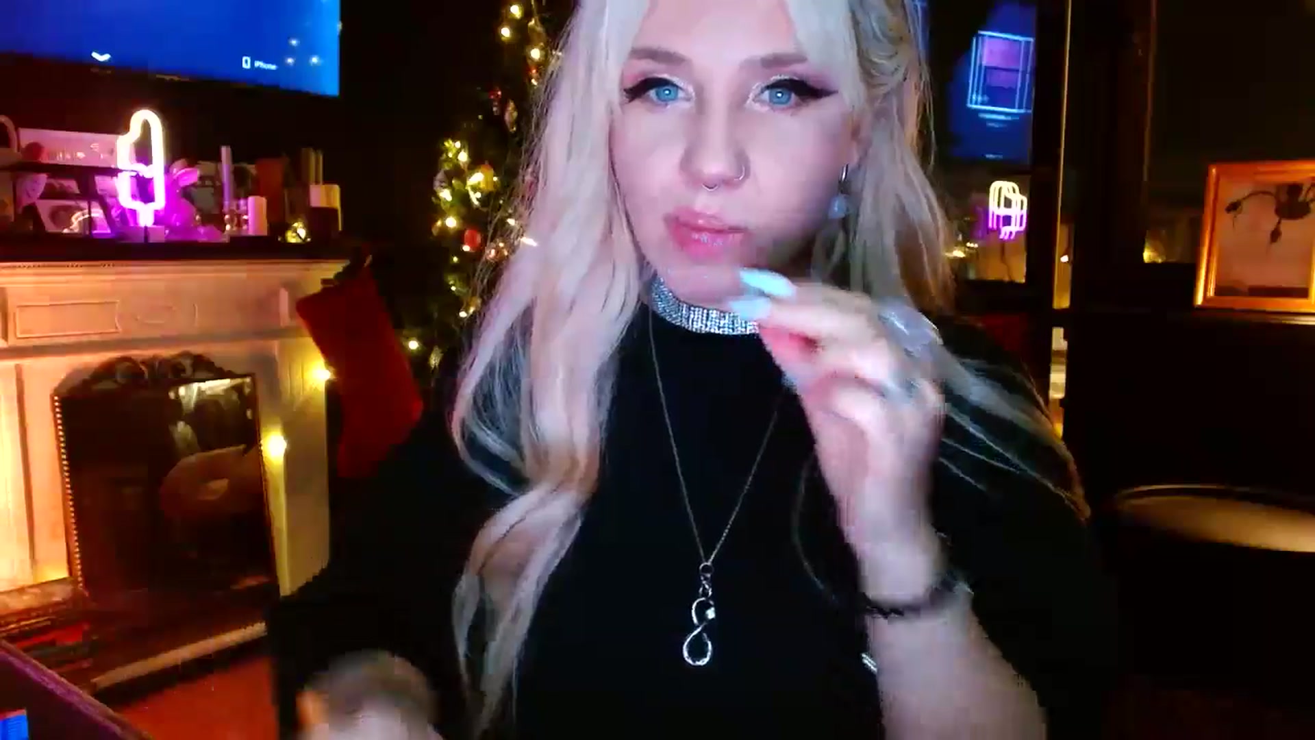 Gallery image thumbnail from SexWitch's myfreecams stream on, 01/03/2025, 17:57 image 11 of 20