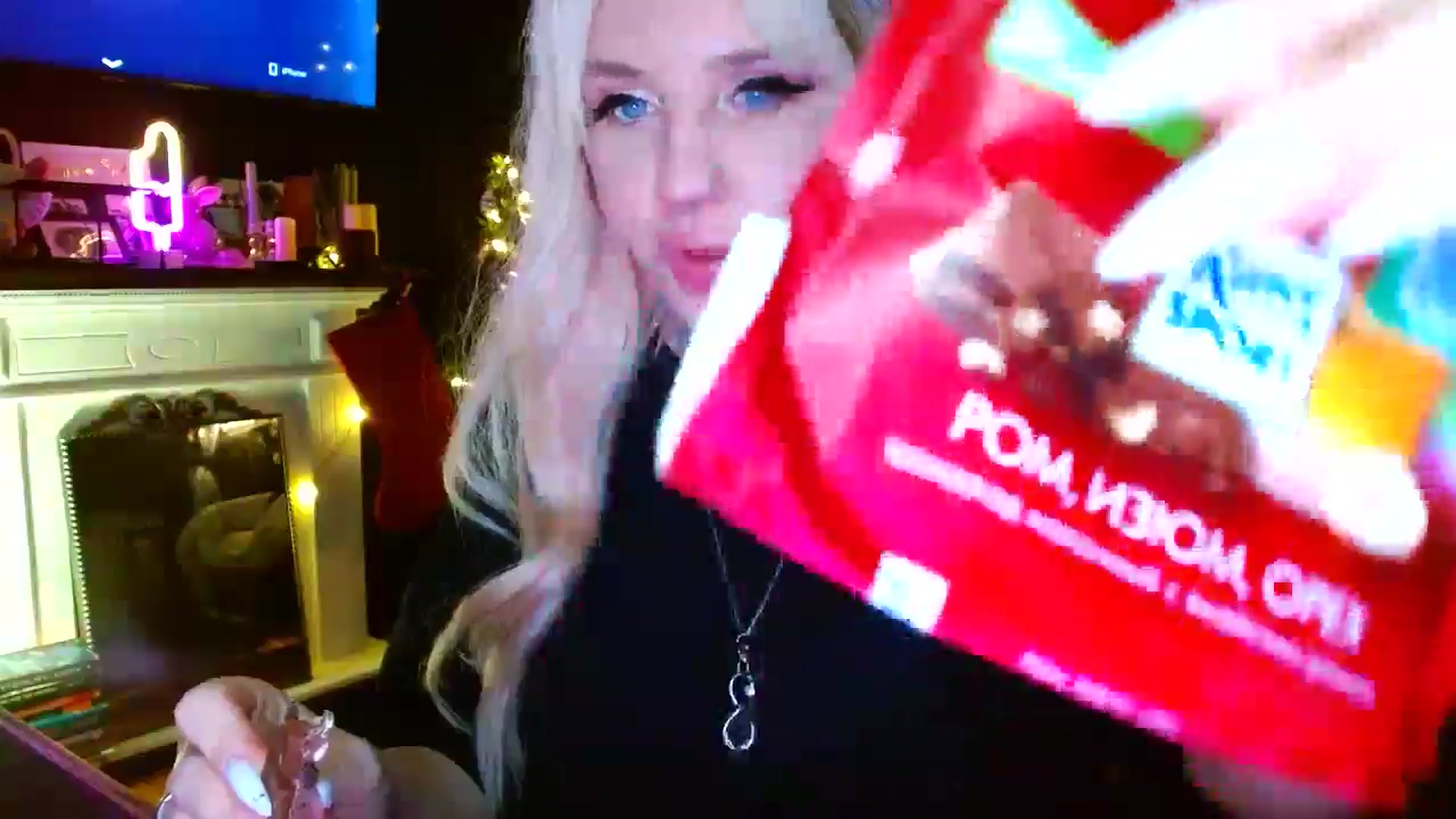 Gallery image thumbnail from SexWitch's myfreecams stream on, 01/03/2025, 17:57 image 10 of 20