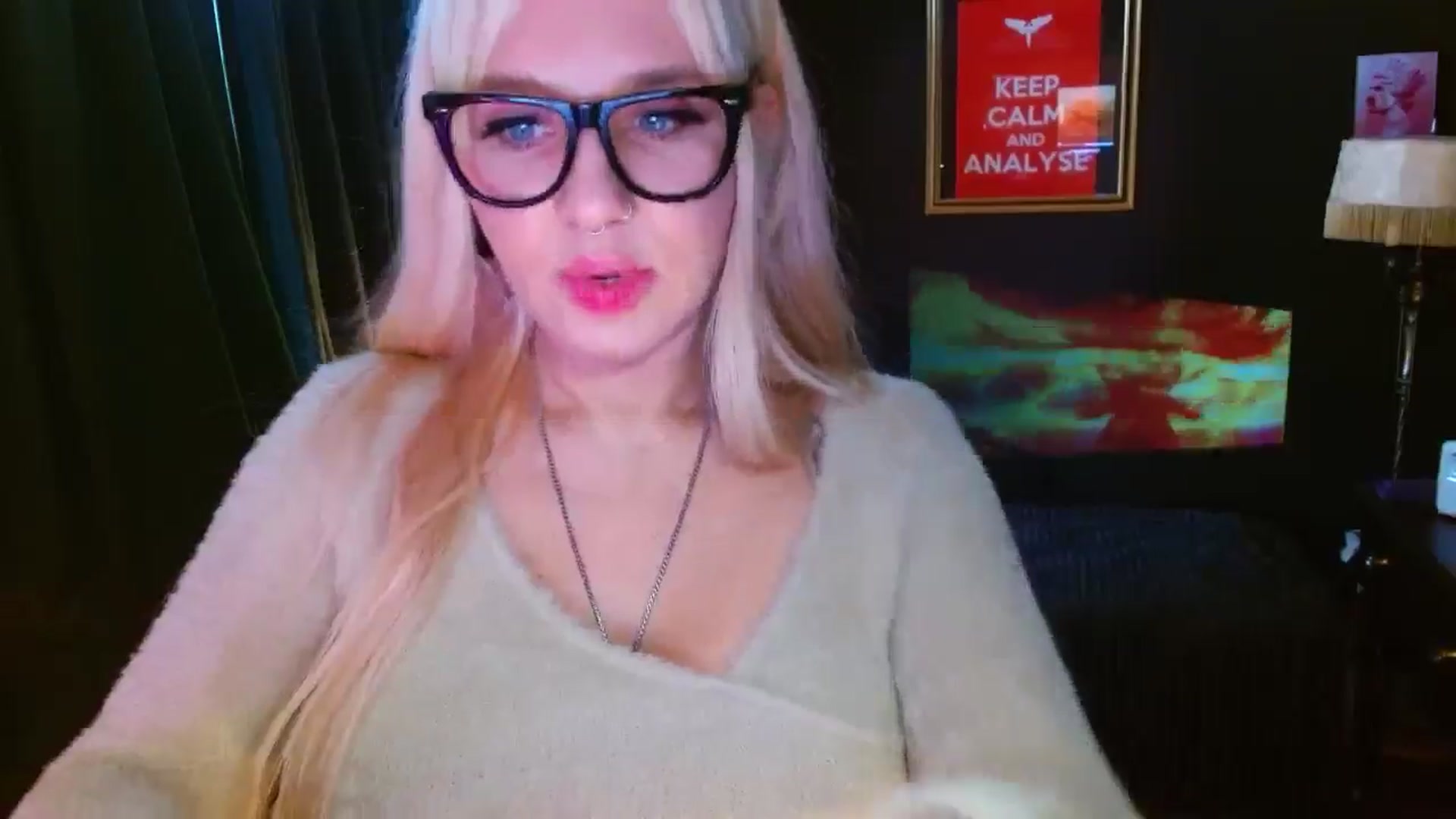 Gallery image thumbnail from SexWitch's myfreecams stream on, 01/04/2025, 12:45 image 3 of 20