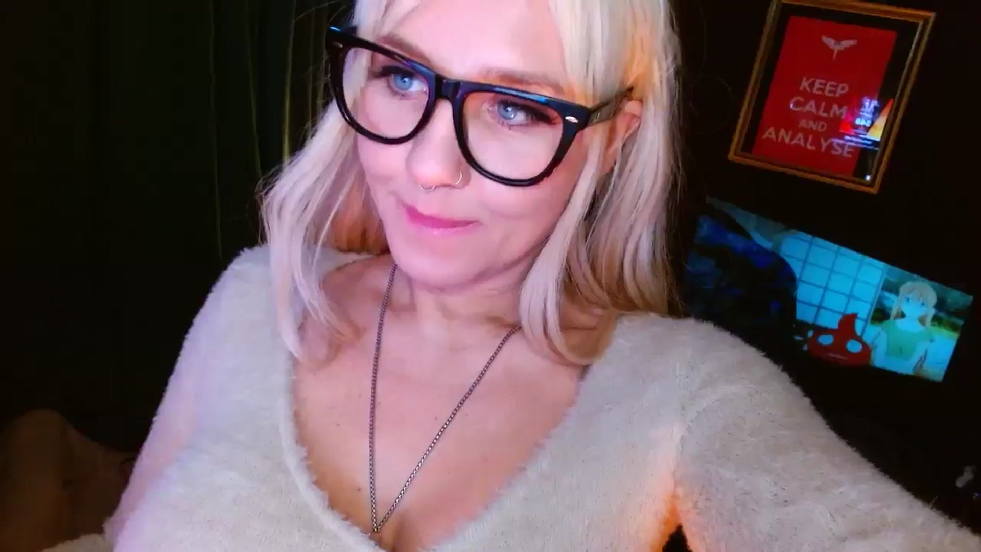 Gallery image thumbnail from SexWitch's myfreecams stream on, 01/04/2025, 12:45 image 18 of 20