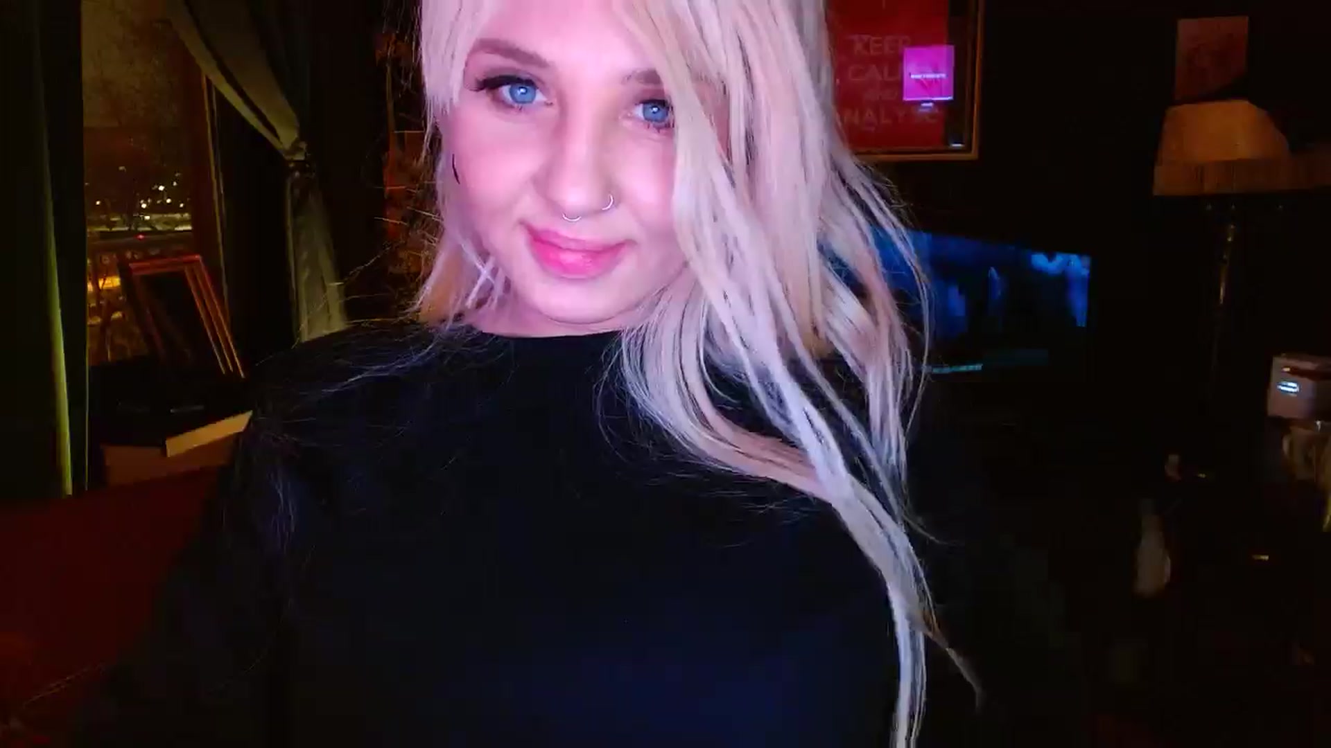 Gallery image thumbnail from SexWitch's myfreecams stream on, 01/04/2025, 16:02 image 18 of 20