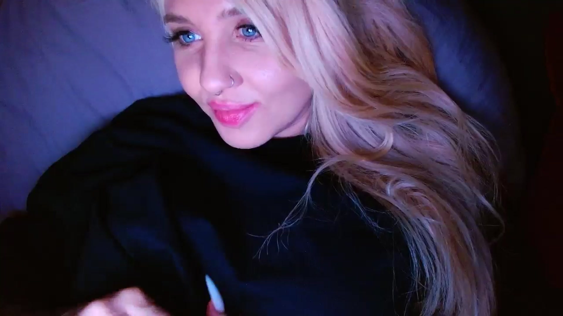 Gallery image thumbnail from SexWitch's myfreecams stream on, 01/04/2025, 16:02 image 3 of 20