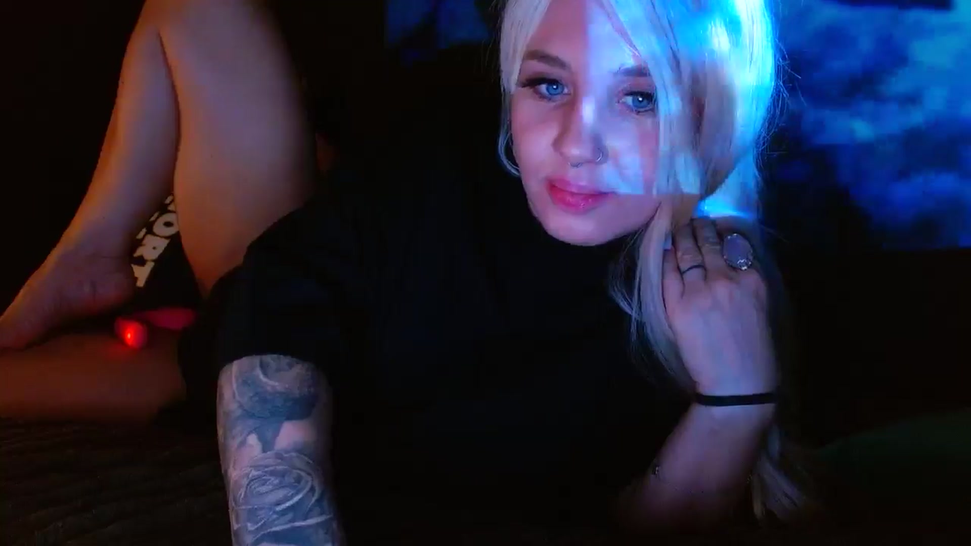 Gallery image thumbnail from SexWitch's myfreecams stream on, 01/04/2025, 16:02 image 13 of 20