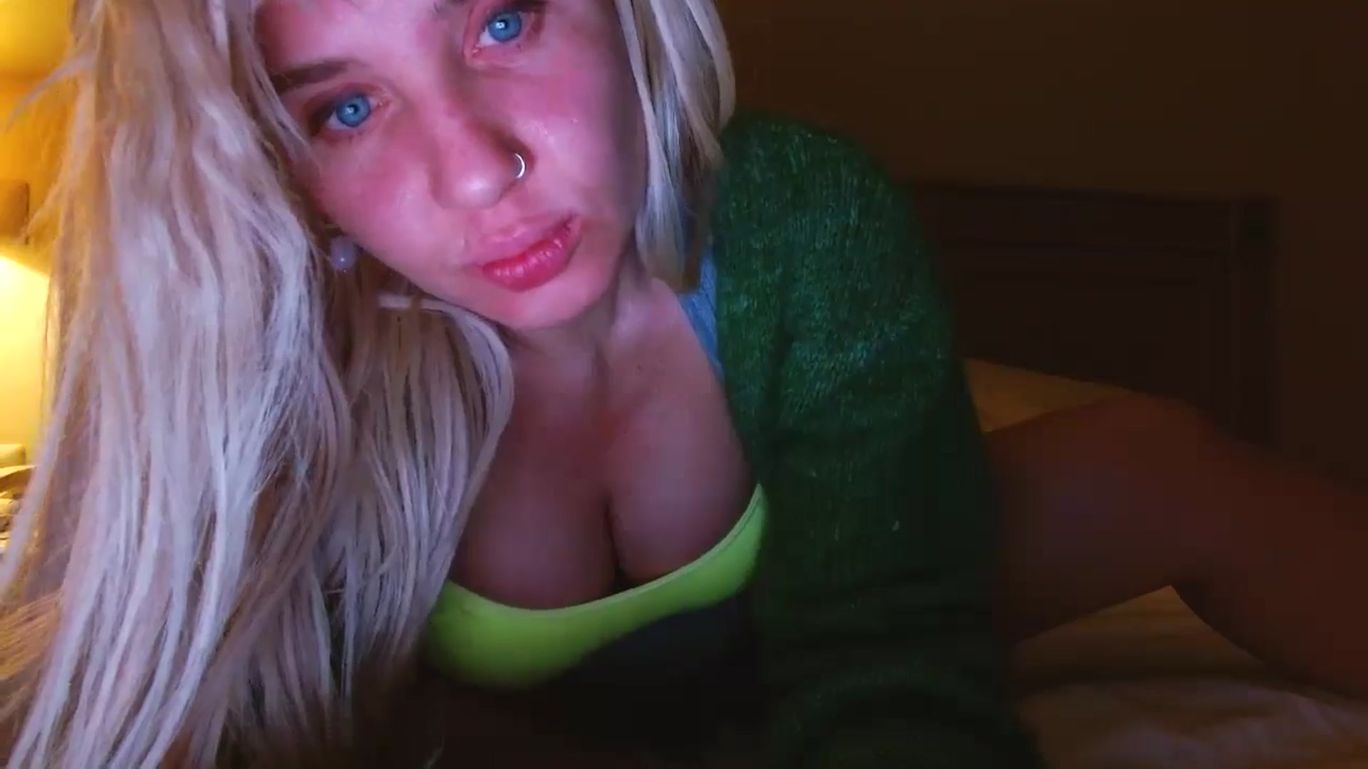 Gallery image thumbnail from SexWitch's myfreecams stream on, 01/14/2025, 16:04 image 3 of 20