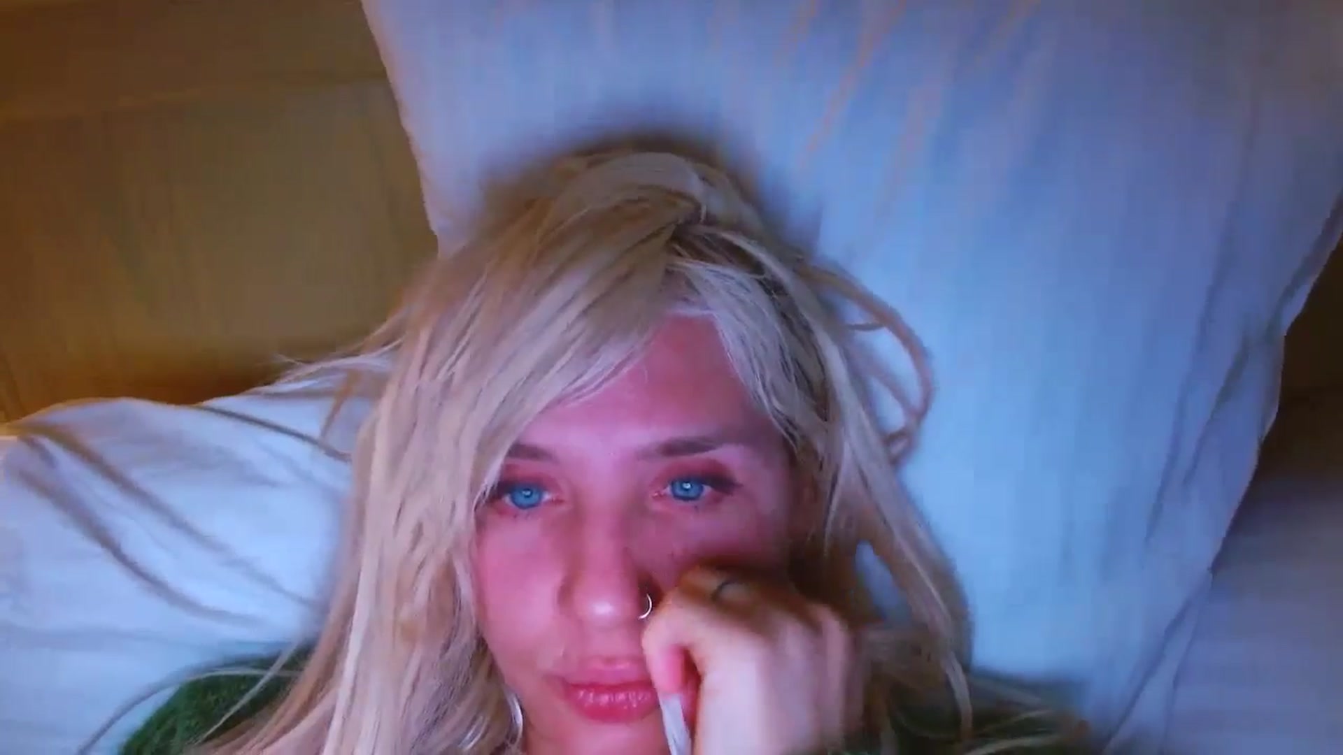 Gallery image thumbnail from SexWitch's myfreecams stream on, 01/14/2025, 16:04 image 11 of 20