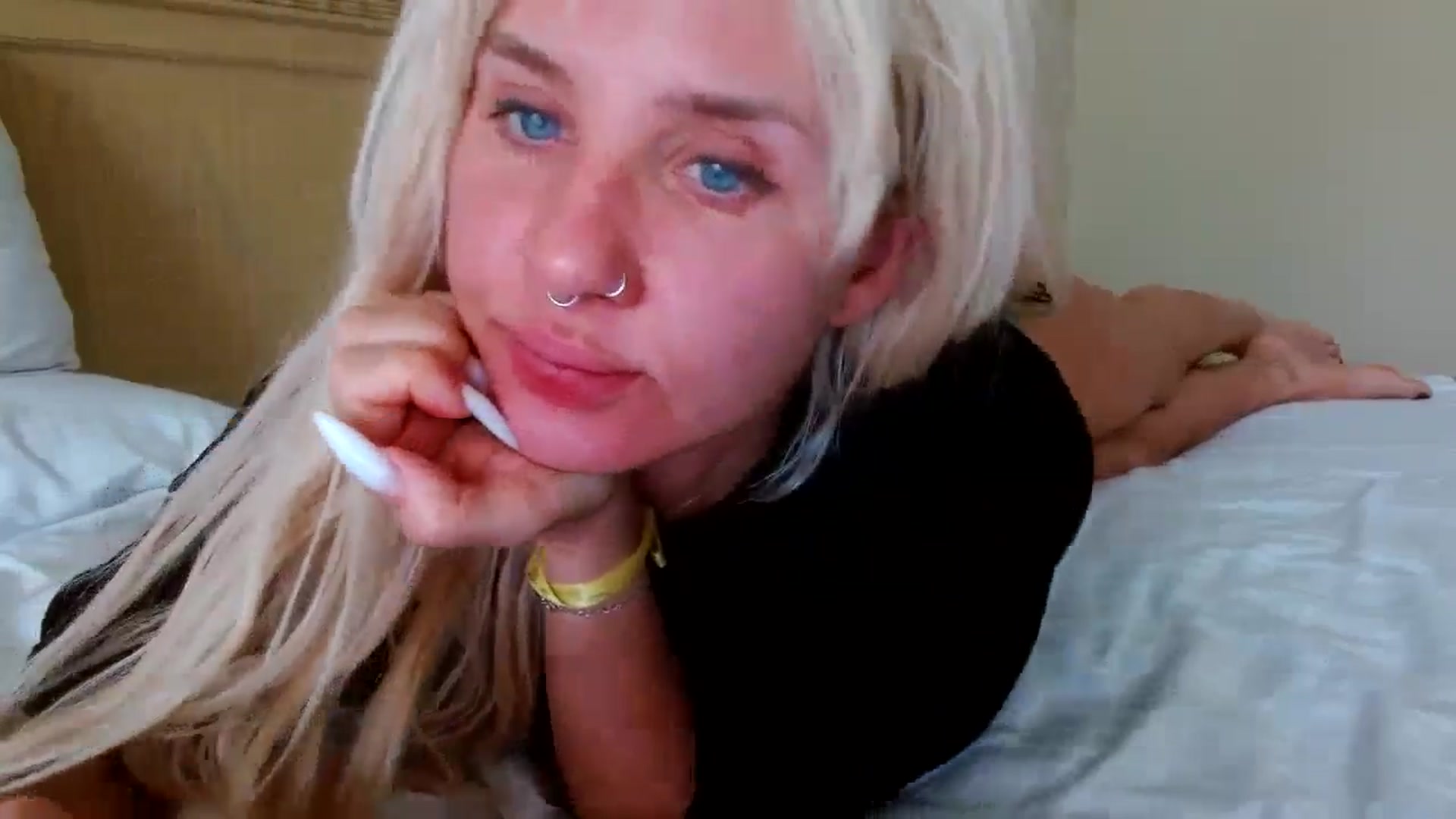 Gallery image thumbnail from SexWitch's myfreecams stream on, 01/18/2025, 14:09 image 6 of 20