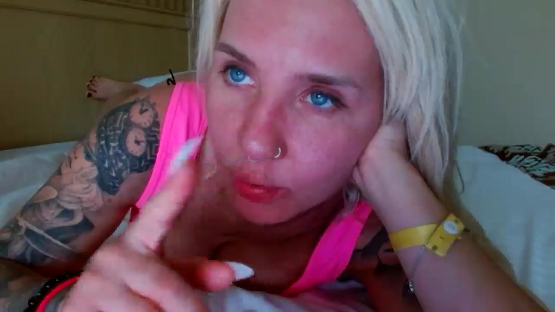 Gallery image thumbnail from SexWitch's myfreecams stream on, 01/18/2025, 14:32 image 14 of 20