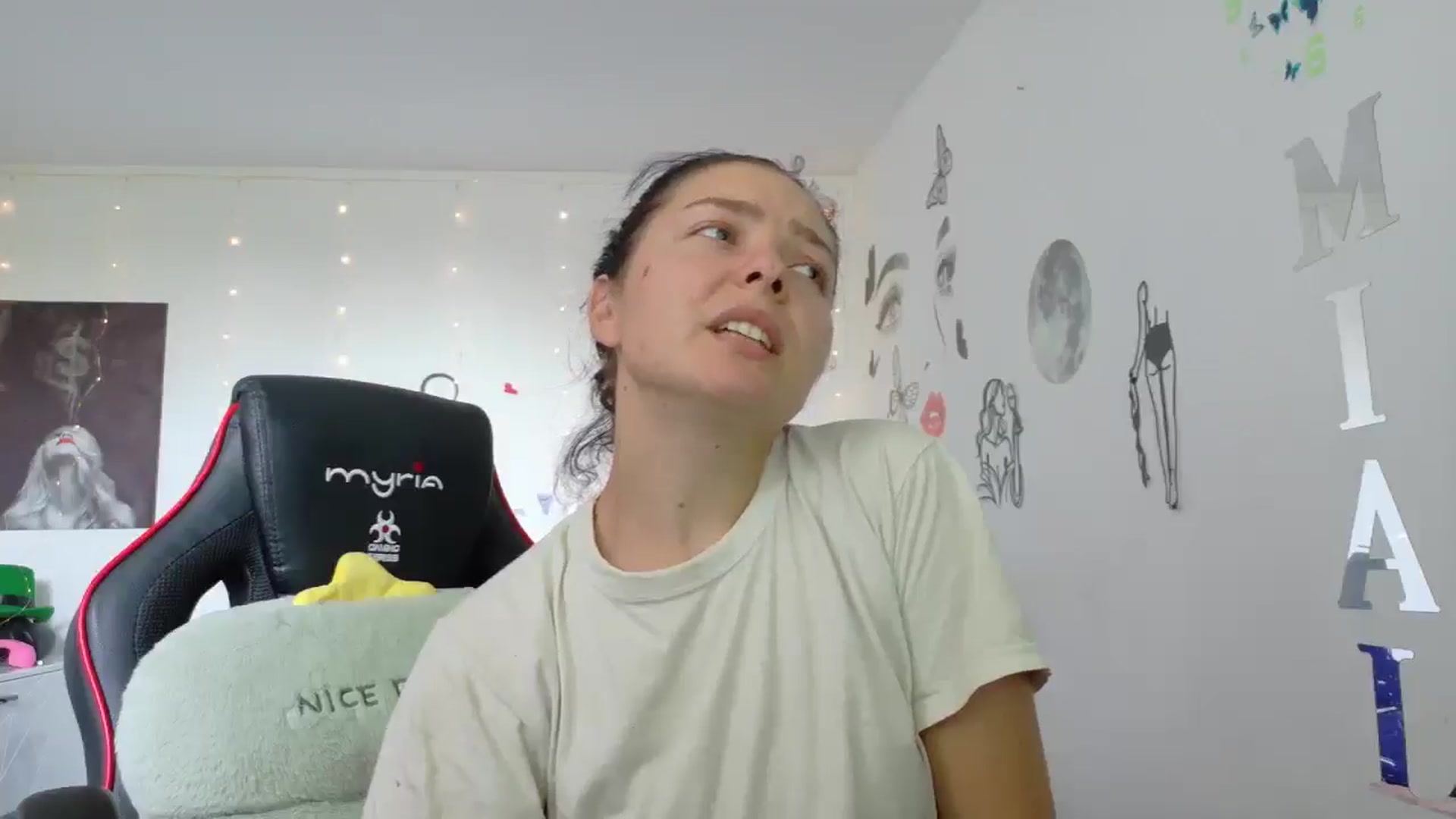 Gallery image thumbnail from SexYcowGIRL__'s myfreecams stream on, 07/12/2025, 12:26 image 16 of 20