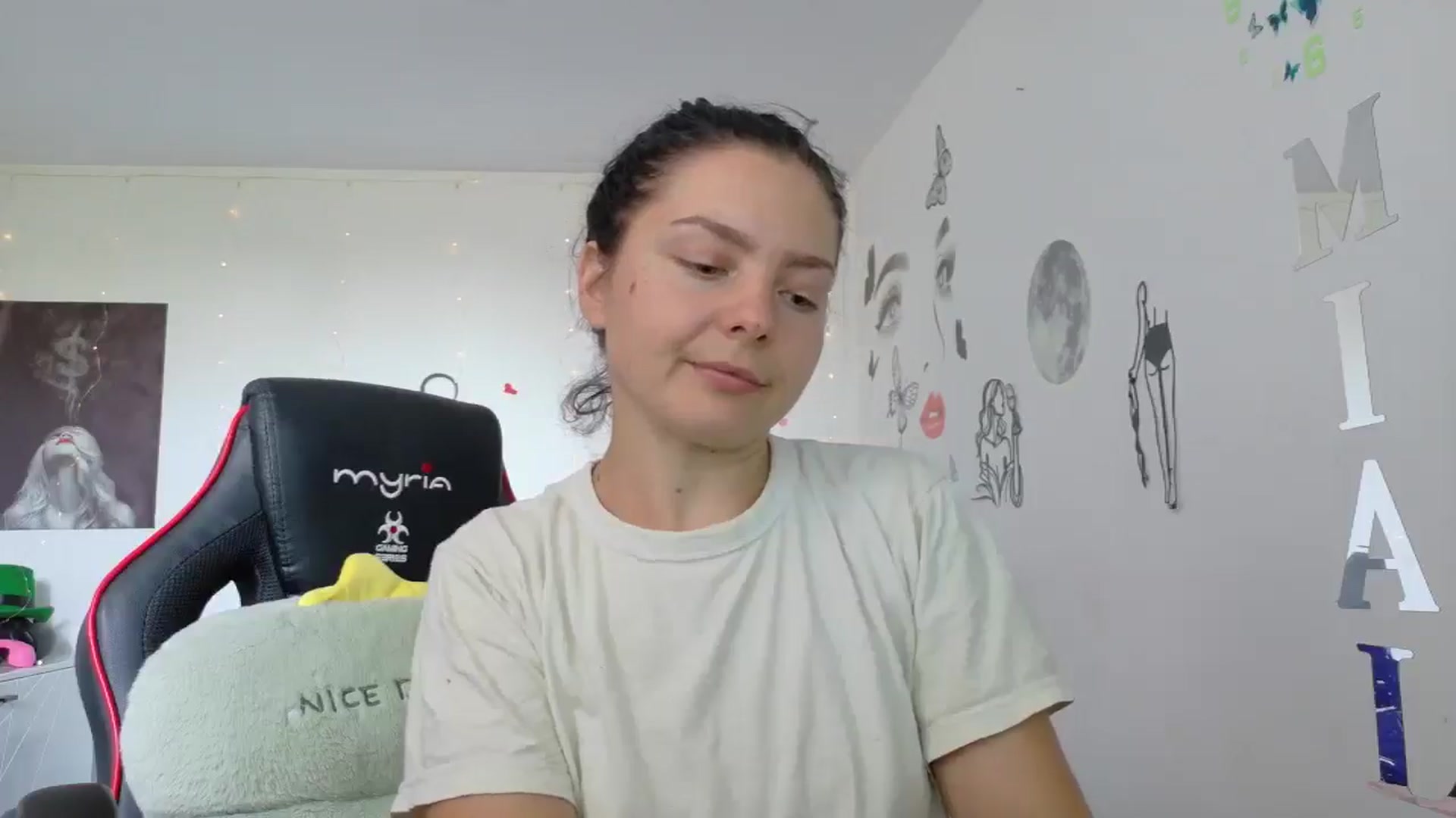 Gallery image thumbnail from SexYcowGIRL__'s myfreecams stream on, 07/12/2025, 12:26 image 14 of 20