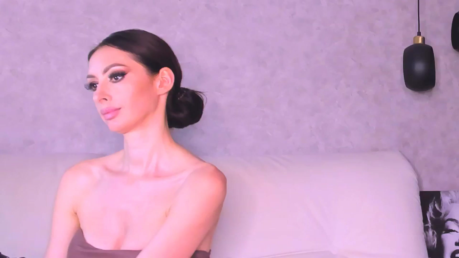 Gallery image thumbnail from SexiLadi's myfreecams stream on, 08/13/2024, 02:54 image 14 of 20