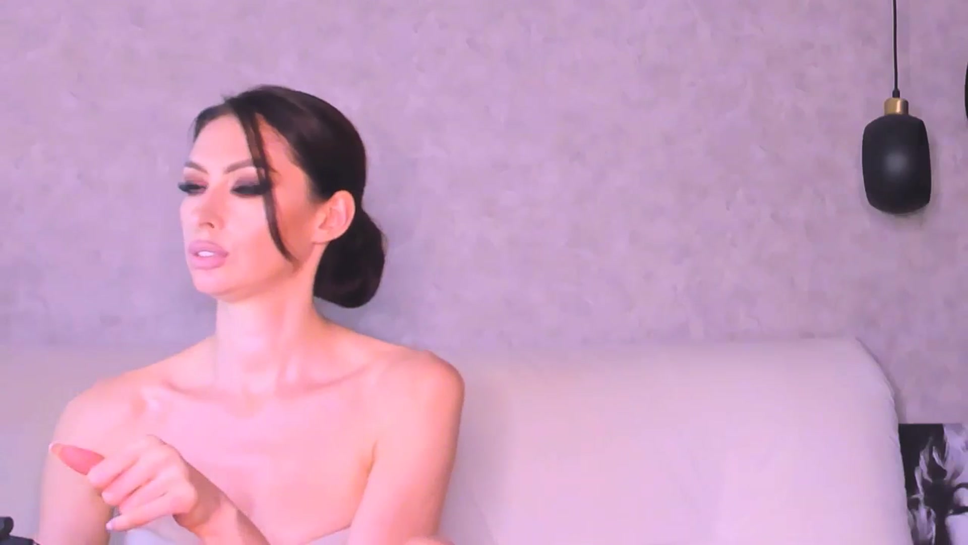 Gallery image thumbnail from SexiLadi's myfreecams stream on, 08/21/2024, 02:19 image 3 of 20