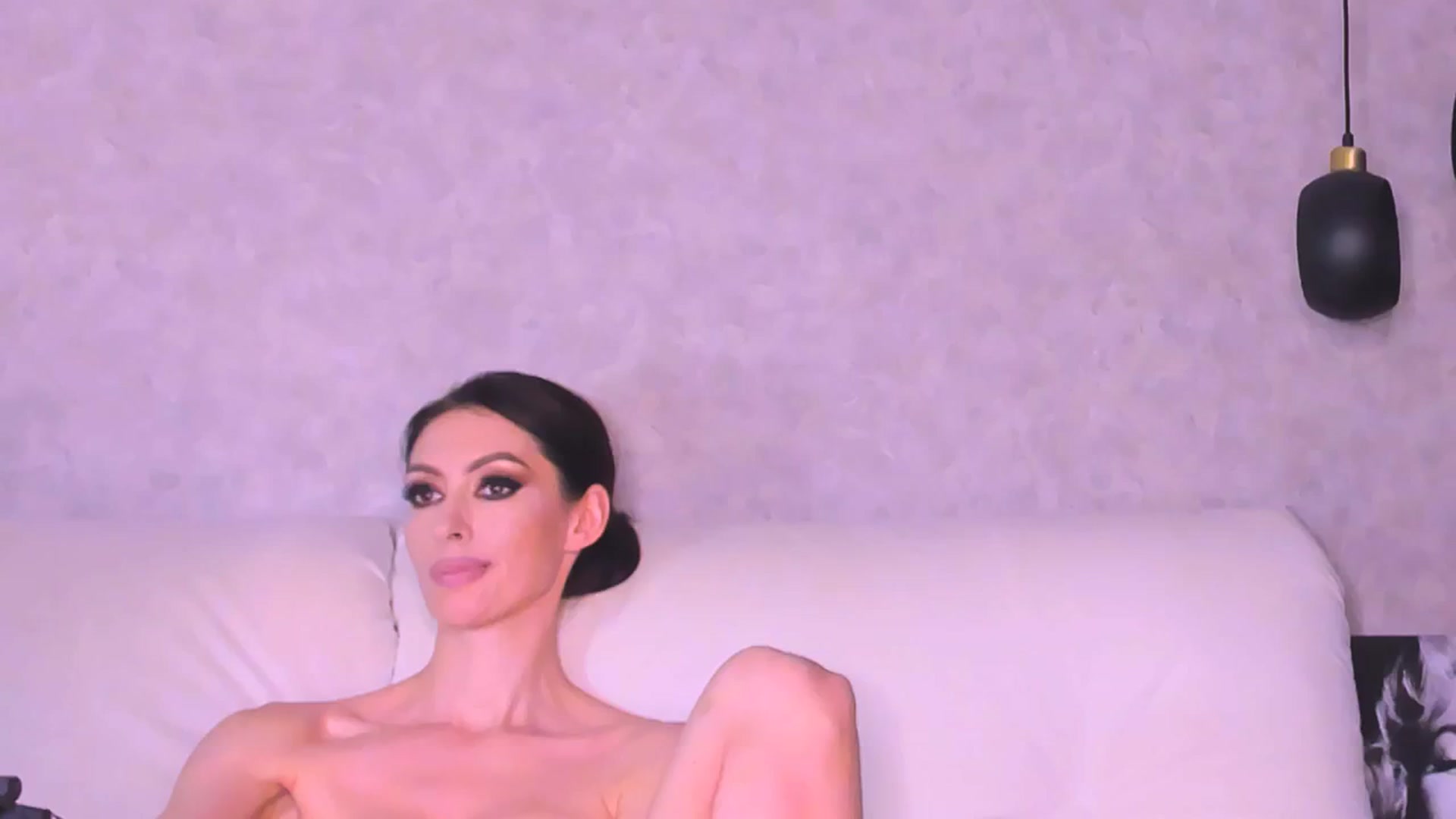 Gallery image thumbnail from SexiLadi's myfreecams stream on, 08/21/2024, 02:19 image 1 of 20