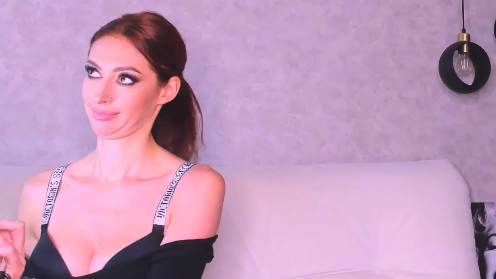 Gallery image thumbnail from SexiLadi's myfreecams stream on, 10/18/2024, 03:02 image 18 of 20