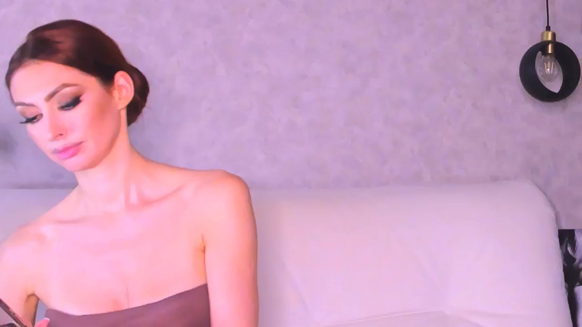 Gallery image thumbnail from SexiLadi's myfreecams stream on, 12/10/2024, 03:11 image 18 of 20