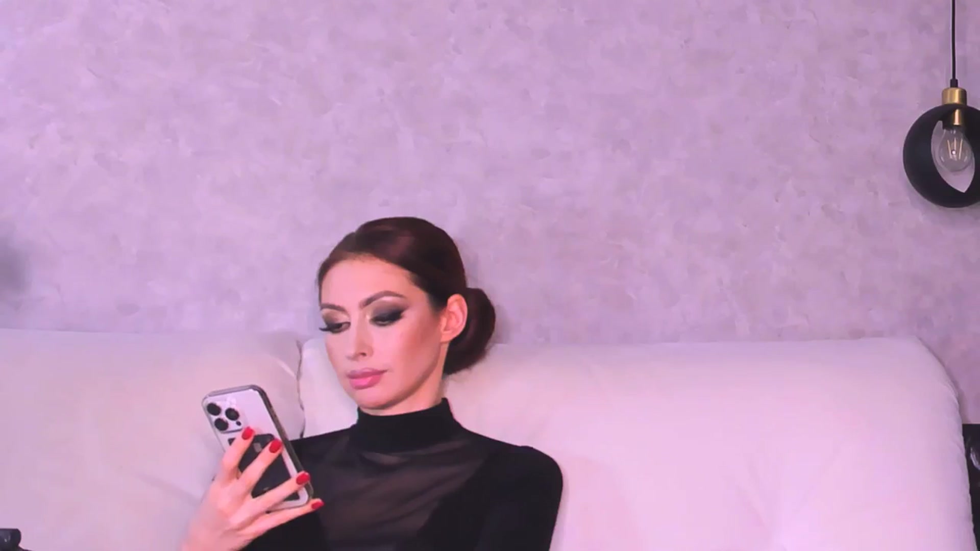 Gallery image thumbnail from SexiLadi's myfreecams stream on, 12/19/2024, 02:04 image 6 of 20