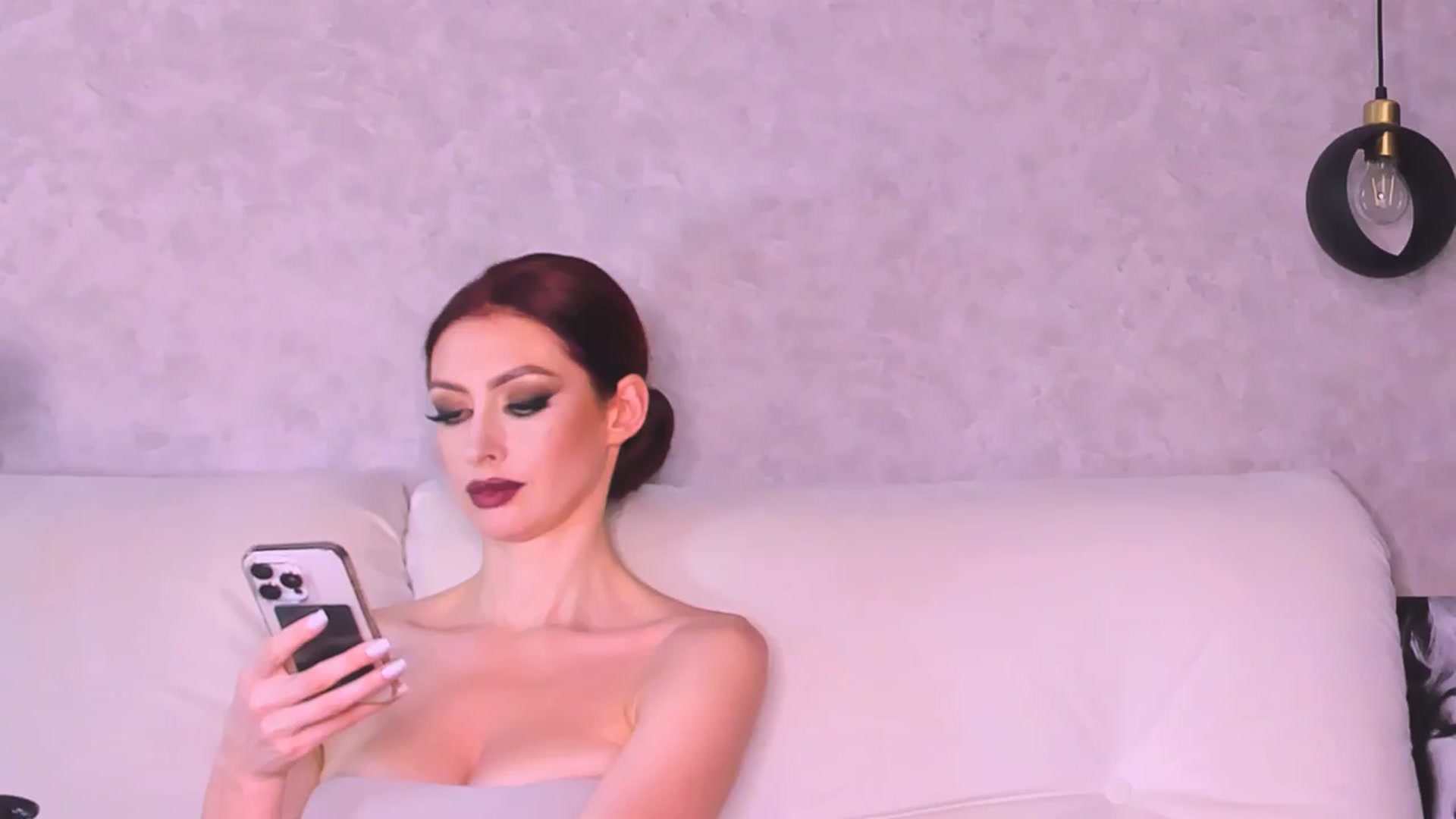 Gallery image thumbnail from SexiLadi's myfreecams stream on, 12/22/2024, 02:31 image 4 of 20