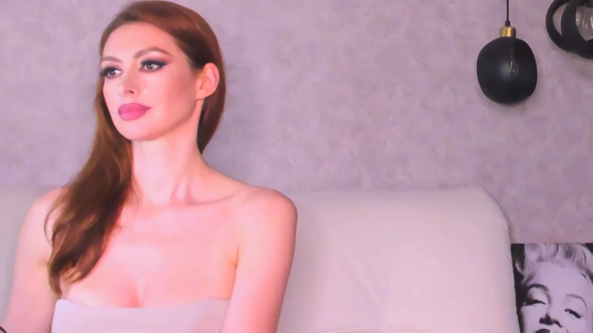 Gallery image thumbnail from SexiLadi's myfreecams stream on, 05/05/2025, 24:17 image 14 of 20