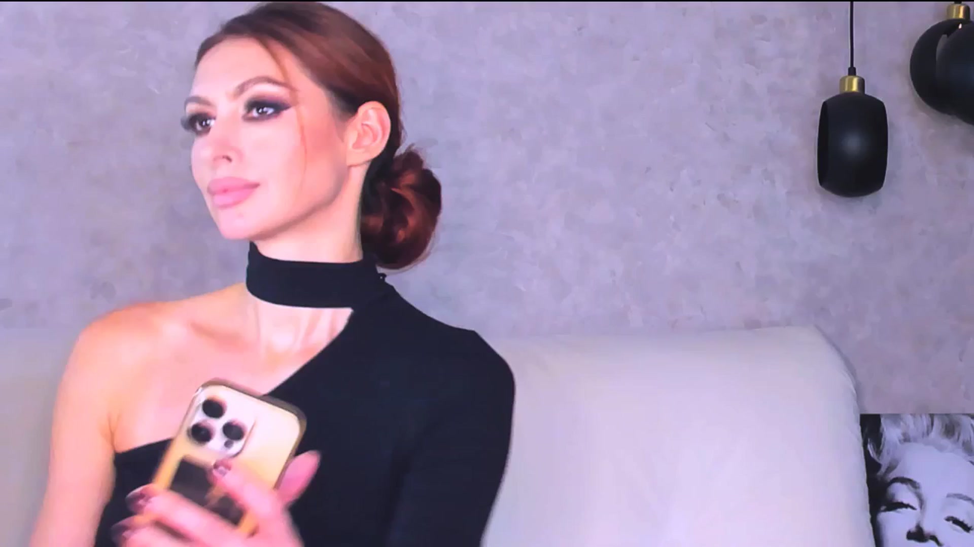 Gallery image thumbnail from SexiLadi's myfreecams stream on, 10/04/2025, 20:17 image 5 of 20
