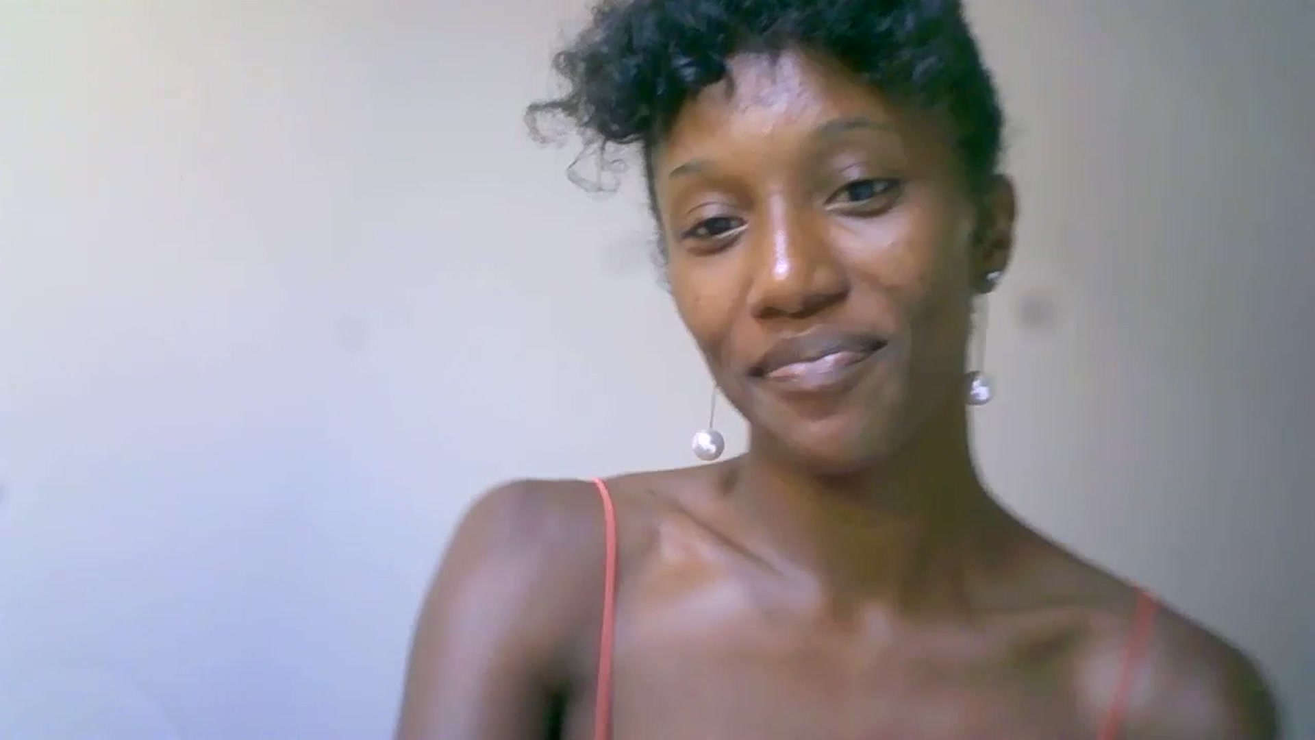 Gallery image thumbnail from Sexualmess's myfreecams stream on, 07/10/2023, 14:10 image 5 of 20