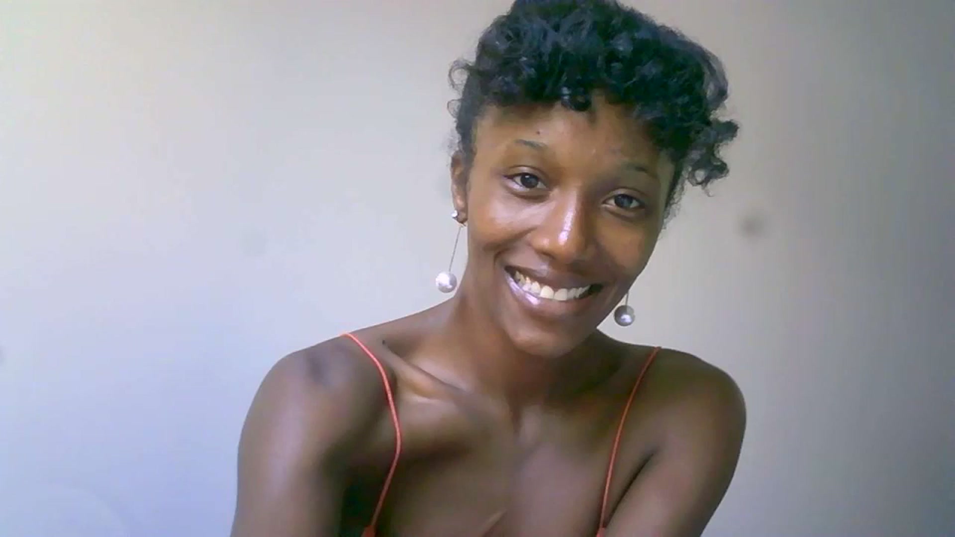 Gallery image thumbnail from Sexualmess's myfreecams stream on, 07/10/2023, 14:10 image 2 of 20