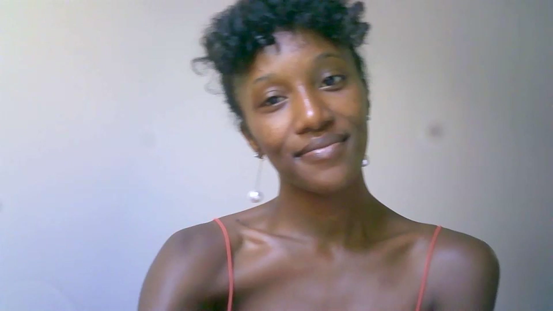 Gallery image thumbnail from Sexualmess's myfreecams stream on, 07/10/2023, 14:10 image 9 of 20
