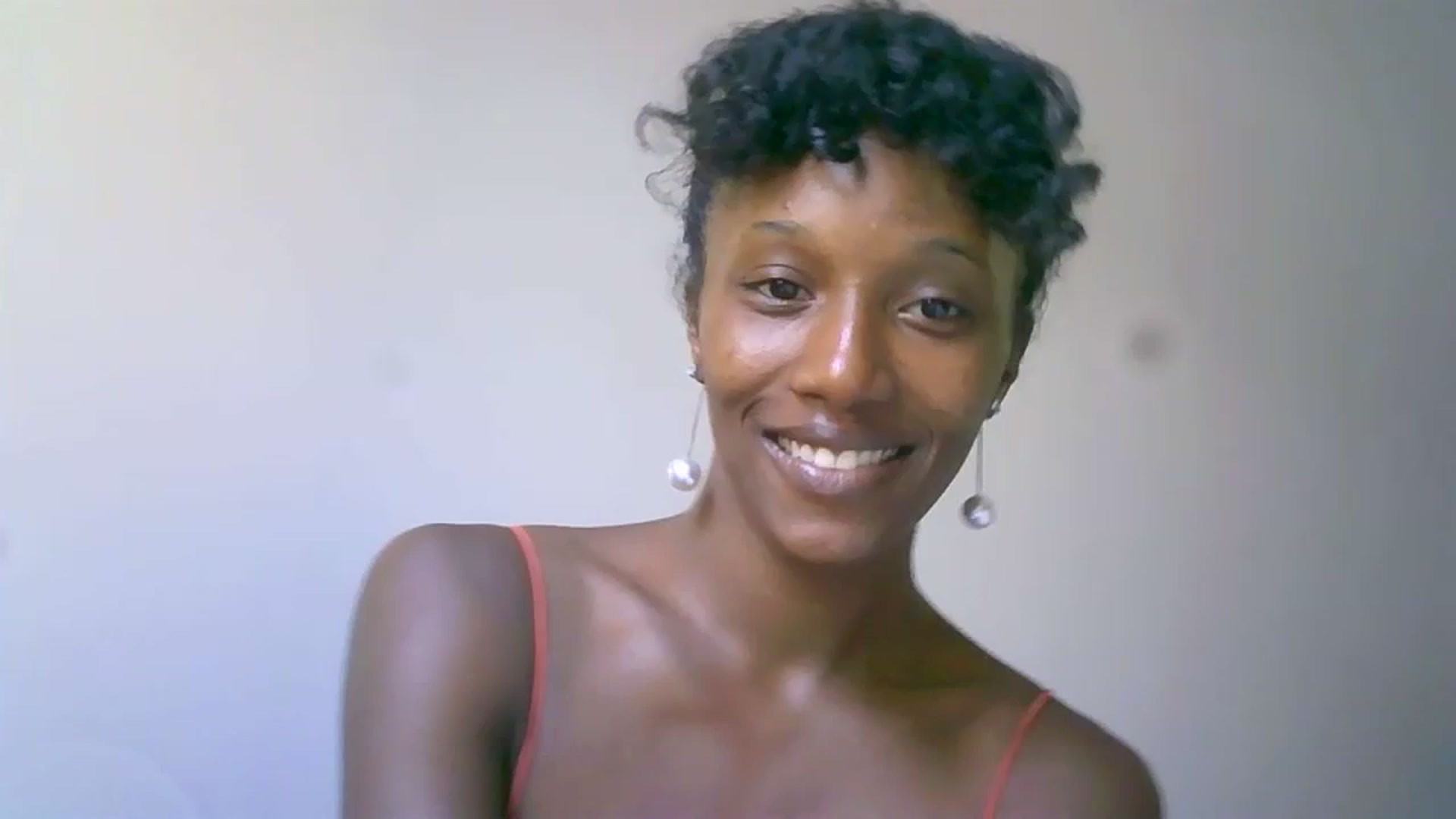 Gallery image thumbnail from Sexualmess's myfreecams stream on, 07/10/2023, 14:10 image 4 of 20