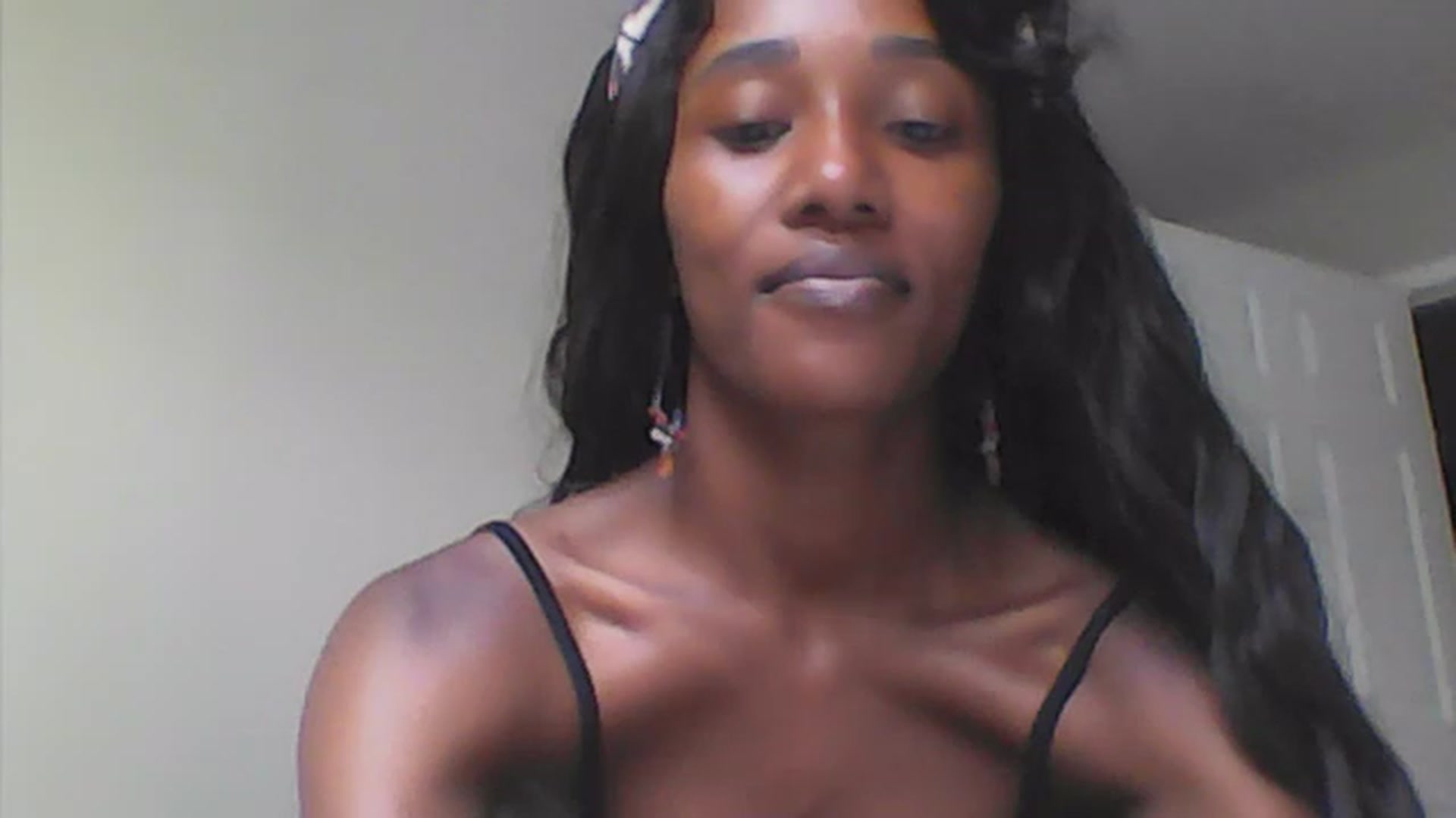 Gallery image thumbnail from Sexualmess's myfreecams stream on, 07/15/2023, 12:42 image 7 of 20