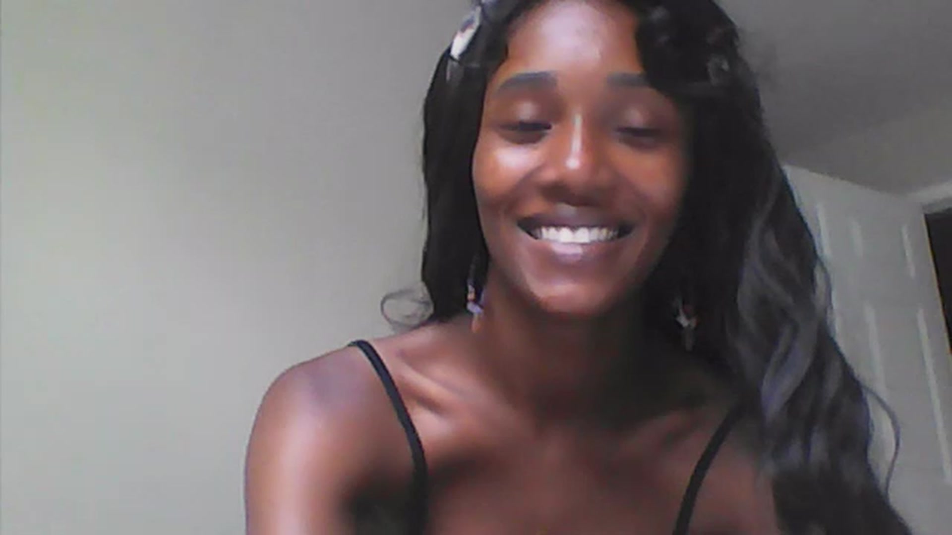 Gallery image thumbnail from Sexualmess's myfreecams stream on, 07/15/2023, 12:42 image 11 of 20