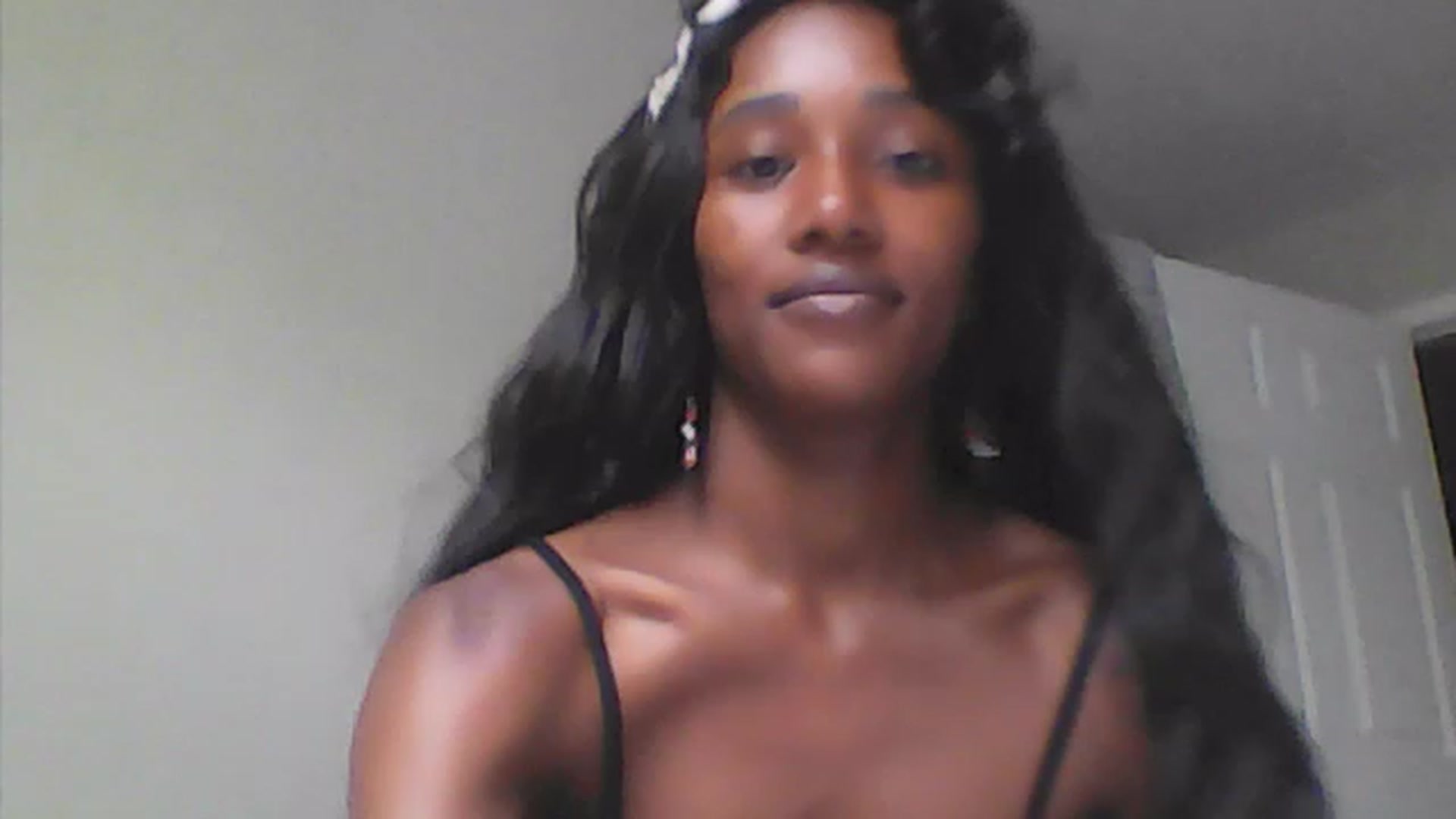 Gallery image thumbnail from Sexualmess's myfreecams stream on, 07/15/2023, 12:42 image 12 of 20