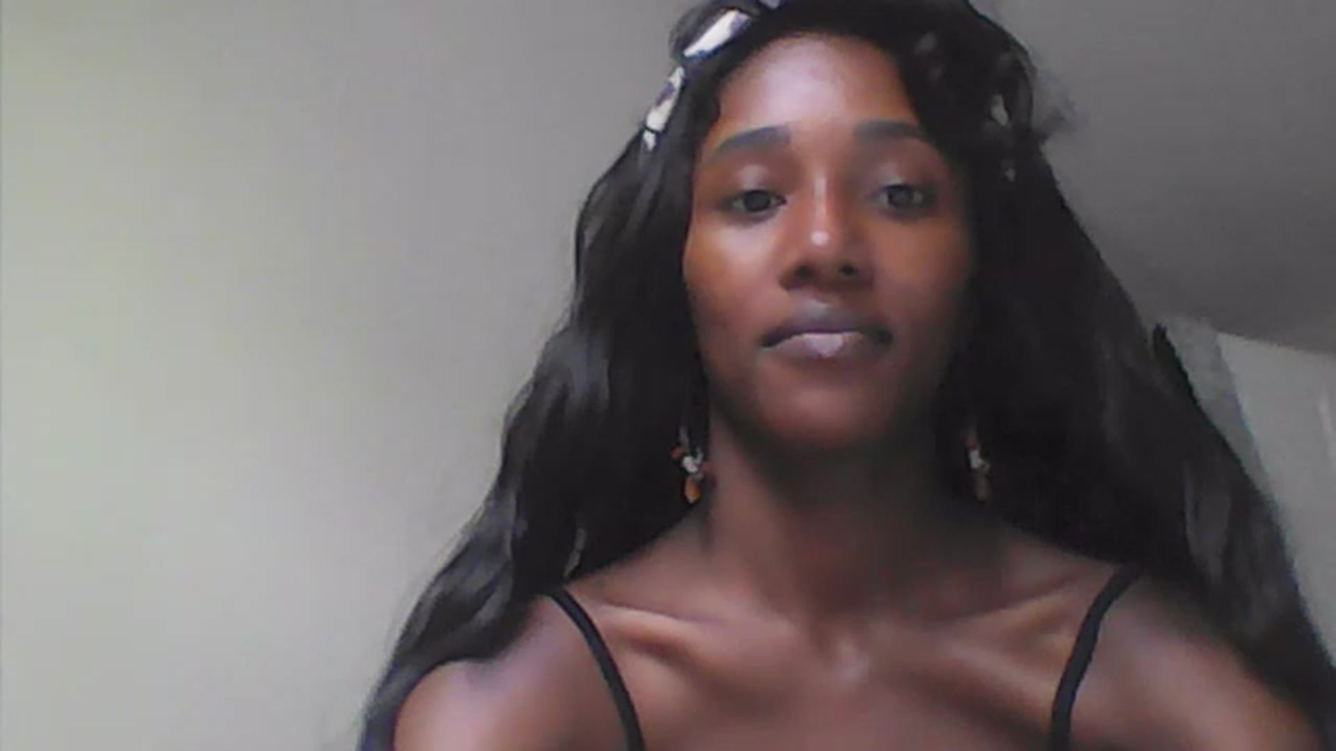 Gallery image thumbnail from Sexualmess's myfreecams stream on, 07/15/2023, 12:42 image 4 of 20