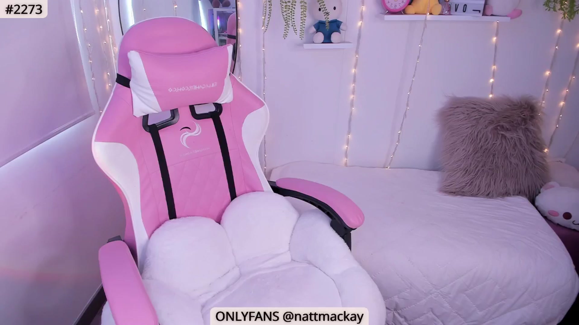 Gallery image thumbnail from Sexxx_natasha's myfreecams stream on, 02/25/2025, 15:21 image 18 of 20