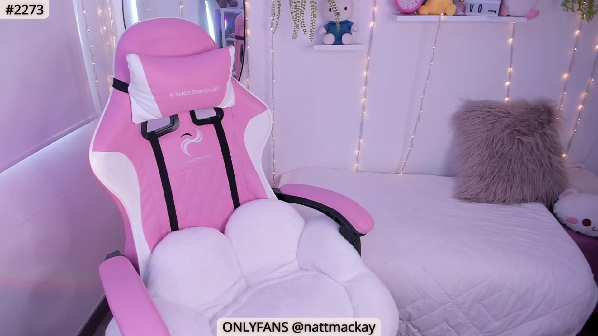 Gallery image thumbnail from Sexxx_natasha's myfreecams stream on, 02/25/2025, 15:21 image 17 of 20
