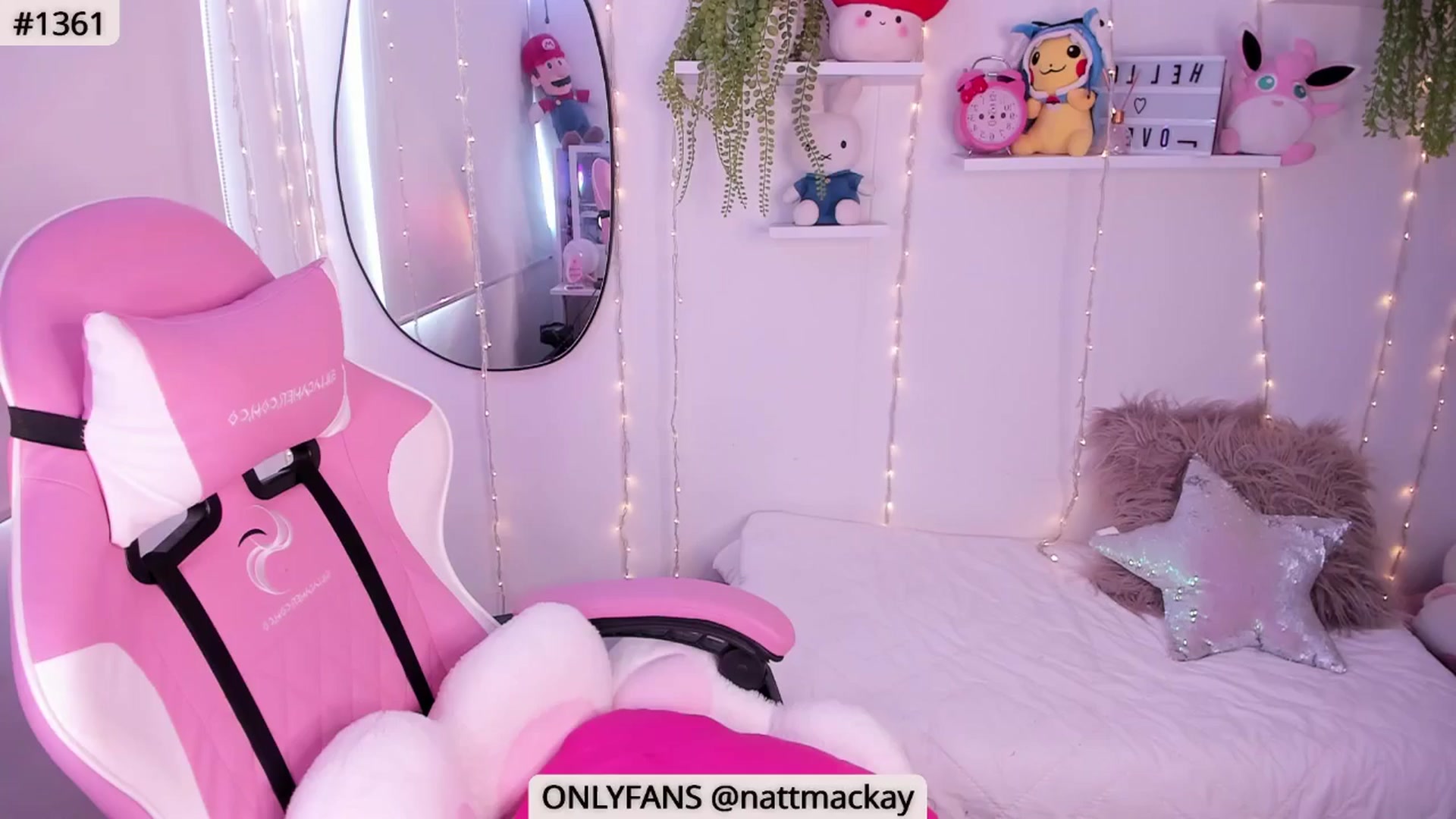 Gallery image thumbnail from Sexxx_natasha's myfreecams stream on, 03/25/2025, 15:25 image 5 of 20